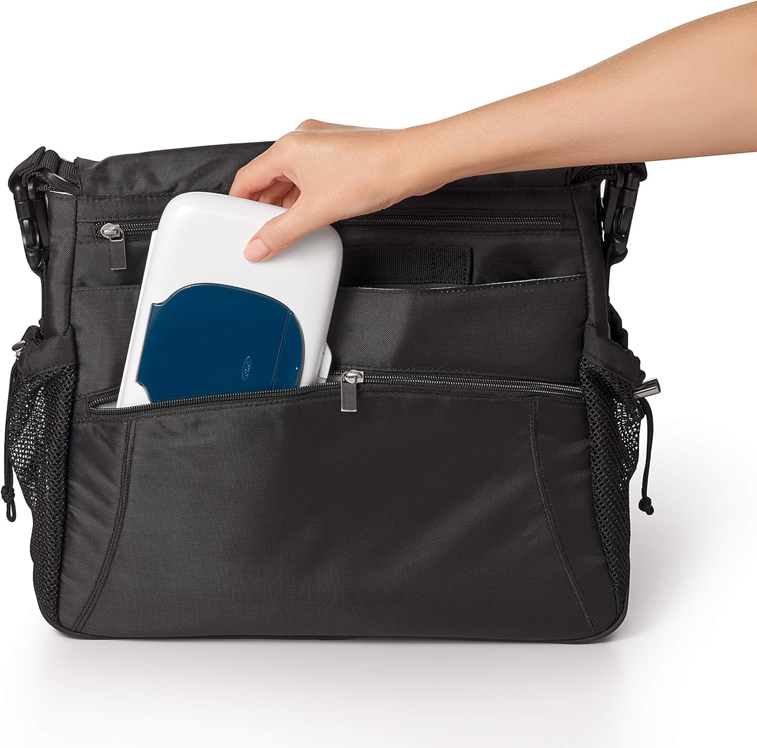 OXO Tot On-The-Go Wipes Dispenser - Navy, 1 Count (Pack of 1) image number 3