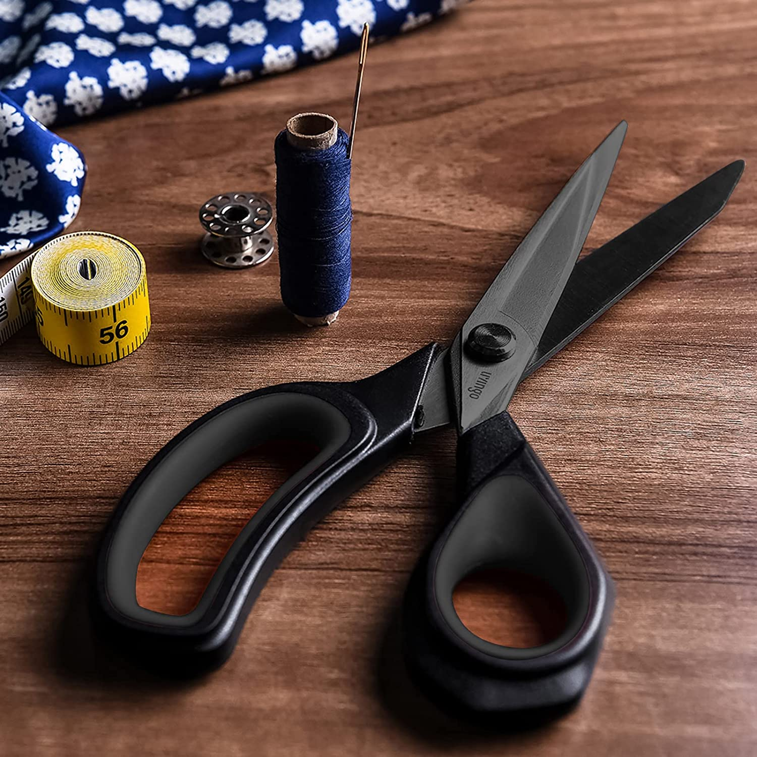 LIVINGO 9.5&rdquo; Sharp Fabric Scissors, All Purpose Heavy Duty Titanium Coated Premium Forged Stainless Steel Tailor Dressmaking Sewing Shears Comfort for Cutting Leather, Crafting Home Office Use, Black image number 4