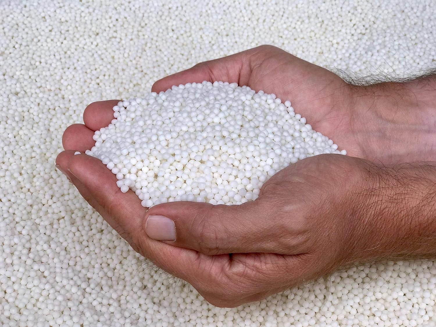 Plastic Pellets Rock Tumbling Media (3 LBS) for Rock Tumbler, Stone Tumbler, Rock Polisher, Filler Beads, Rock Tumbler Supplies in Heavy Duty Resealable Bag by Roly Poly image number 1