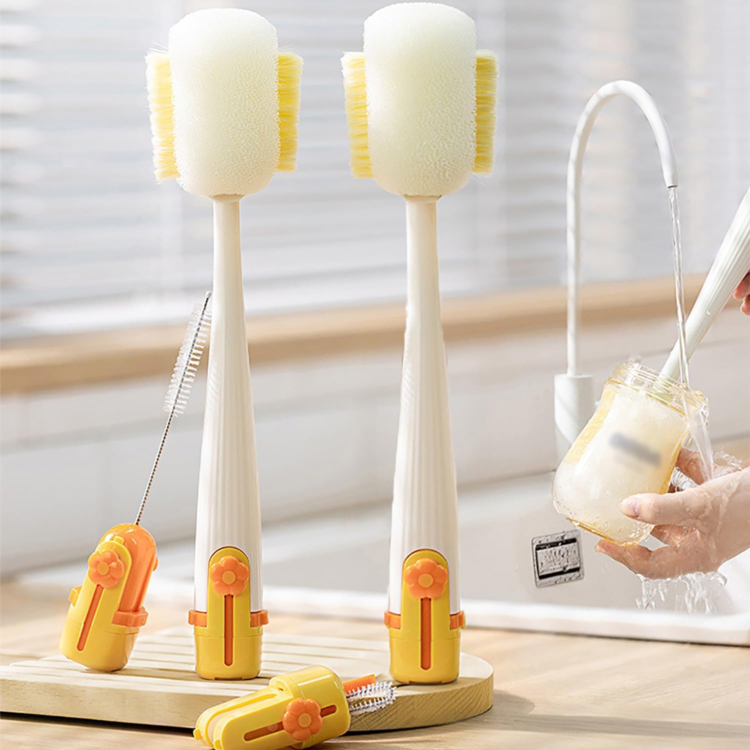 Smaoqingji Multifunctional Cleaning Brushes, Bottle Brush, White, 1 Piece, Long Bottle Cleaner Brush, for Water Bottles, Drinking Bottles, Milk Bottles, Glasses, Glass Straws, Washing up Brush image number 1