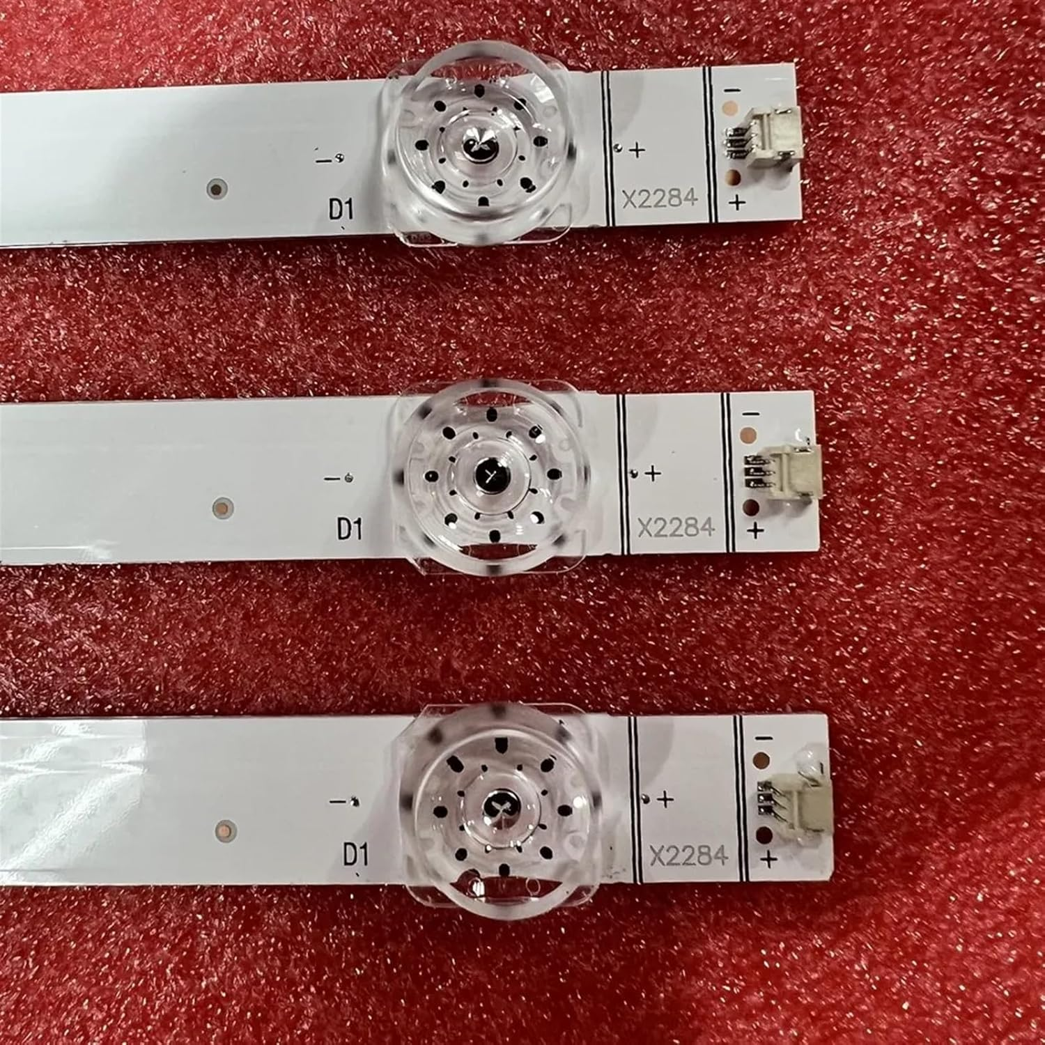 LED Backlight Strip for TV 70H6500G 70A6G 70H6570G 70A6G3 70A61G 70A6H SVH700A31 HD700X1U91-L1 CRH-BX70X1U913030T080902H image number 2