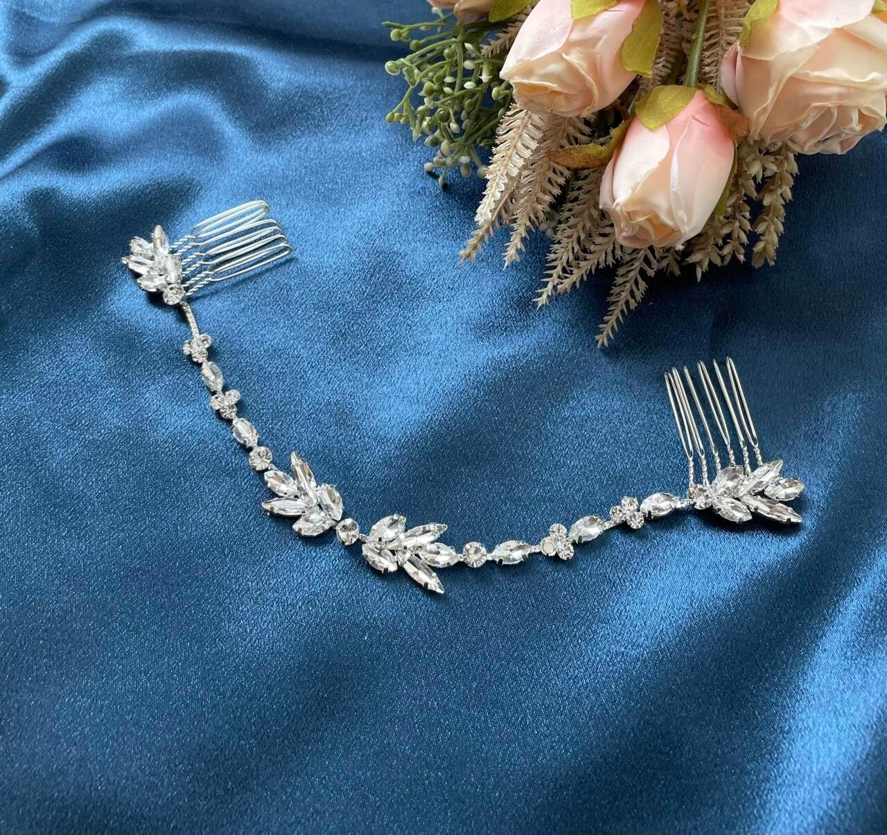Resweky Bridal Wedding Flower Hair Comb Silver Rhinestone Bridal Hair Pieces Bridal Hair Side Comb Hair Accessories for Women and Girls