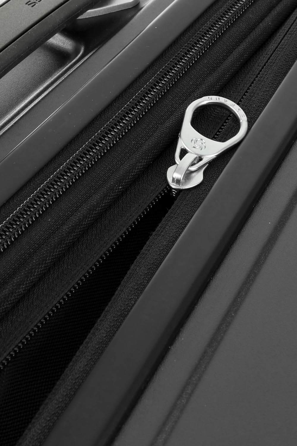 Samsonite Volant Suitcase image number 4