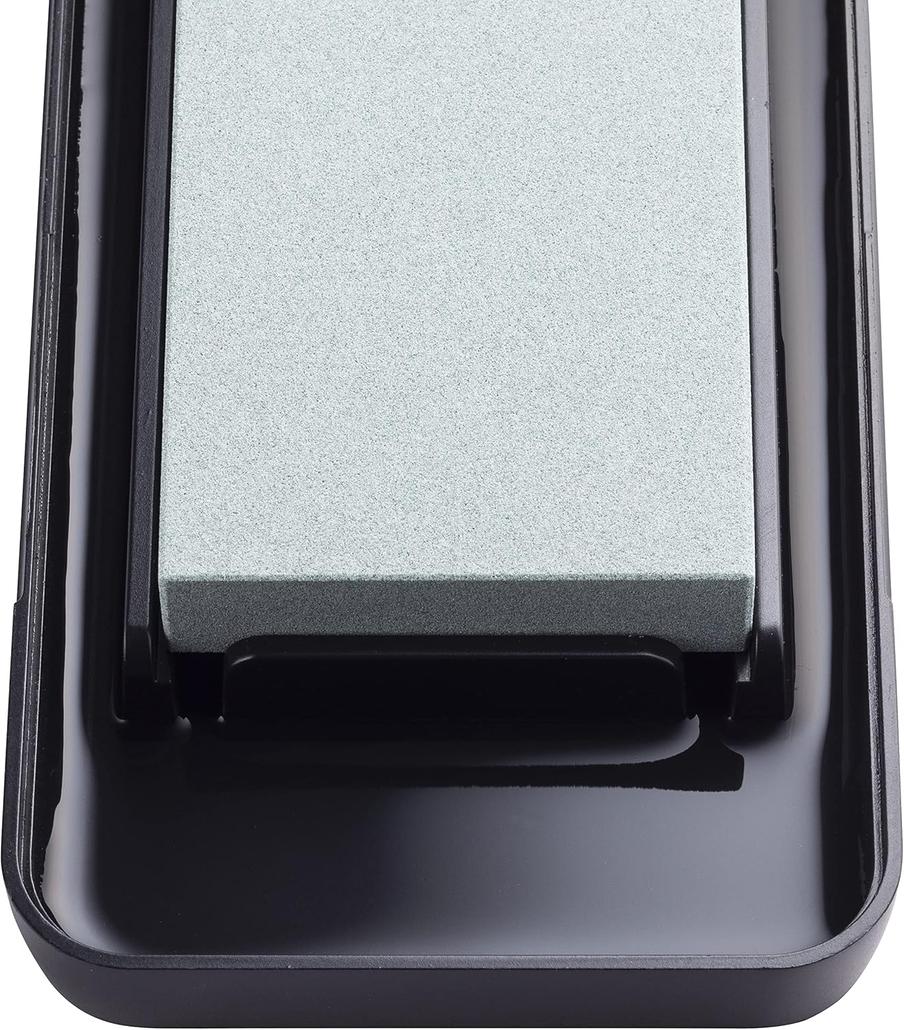 Kai Kai AP0328 Seki Magoroku Rough Whetstone Knife Sharpener #220 Storage Case Included, Made in Japan image number 4