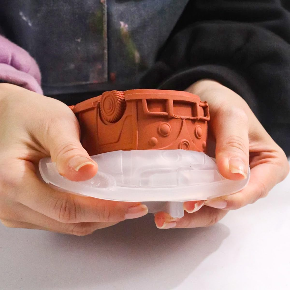 Bus Mold,3D Bus Flower Pot Silicone Mold Creative Bus Car Silicone Planter Mold Container Bowl Resin Mold Versatile Mold Bus Car Shaped Planter Mould Succulent Planter (White) image number 5