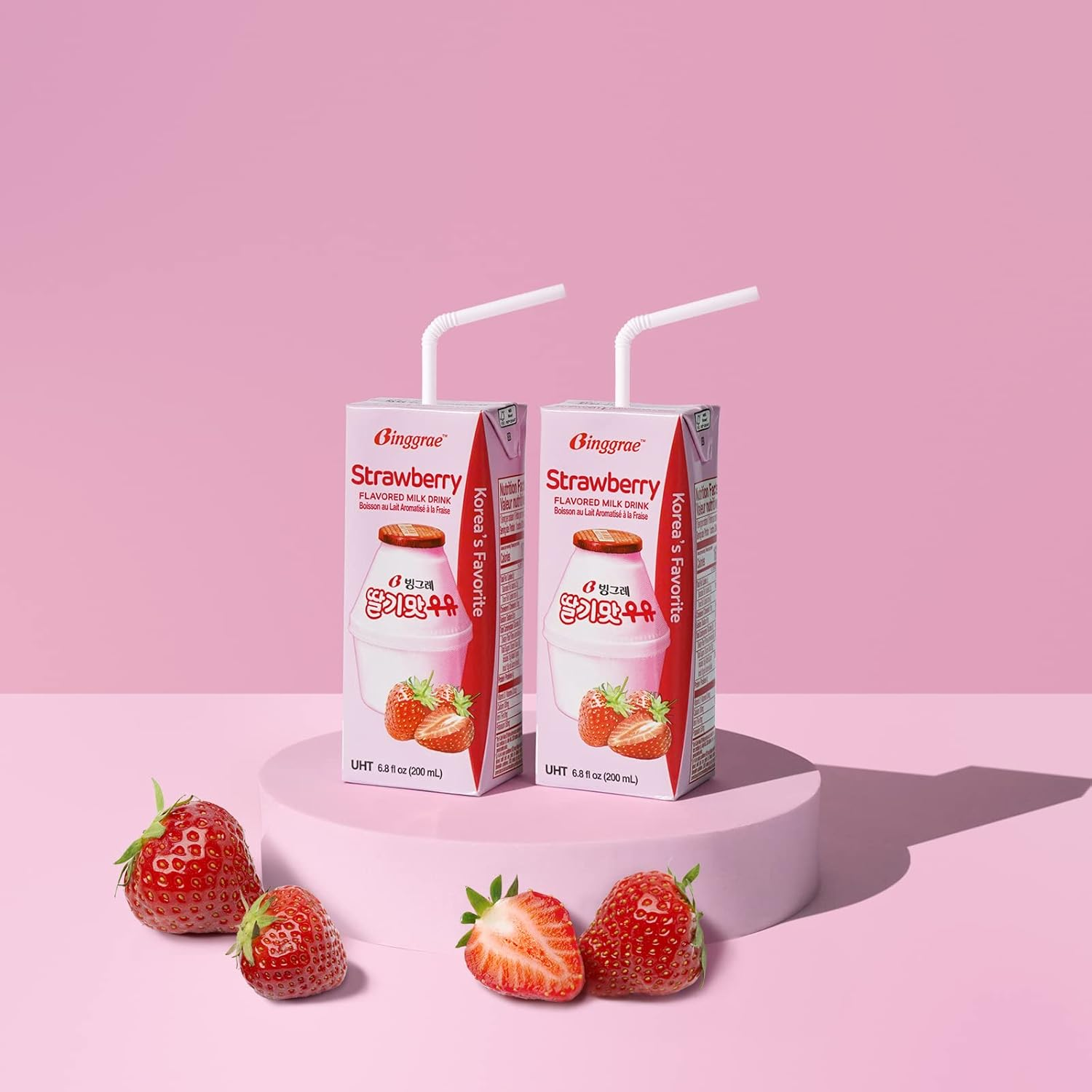 Binggrae Strawberry Milk Drink 200 Ml (Pack of 6) image number 4