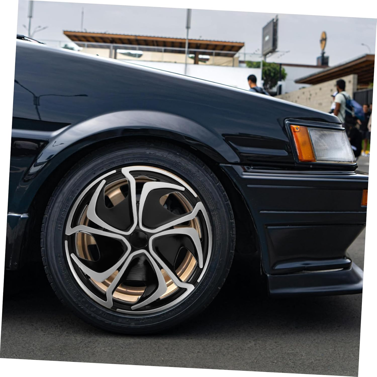 BUGUUYO Car Wheel Rim Protector Covers Hub Caps for Golf Carts Scratch Protection Easy Installation Automotive Center Rim Accessories image number 1