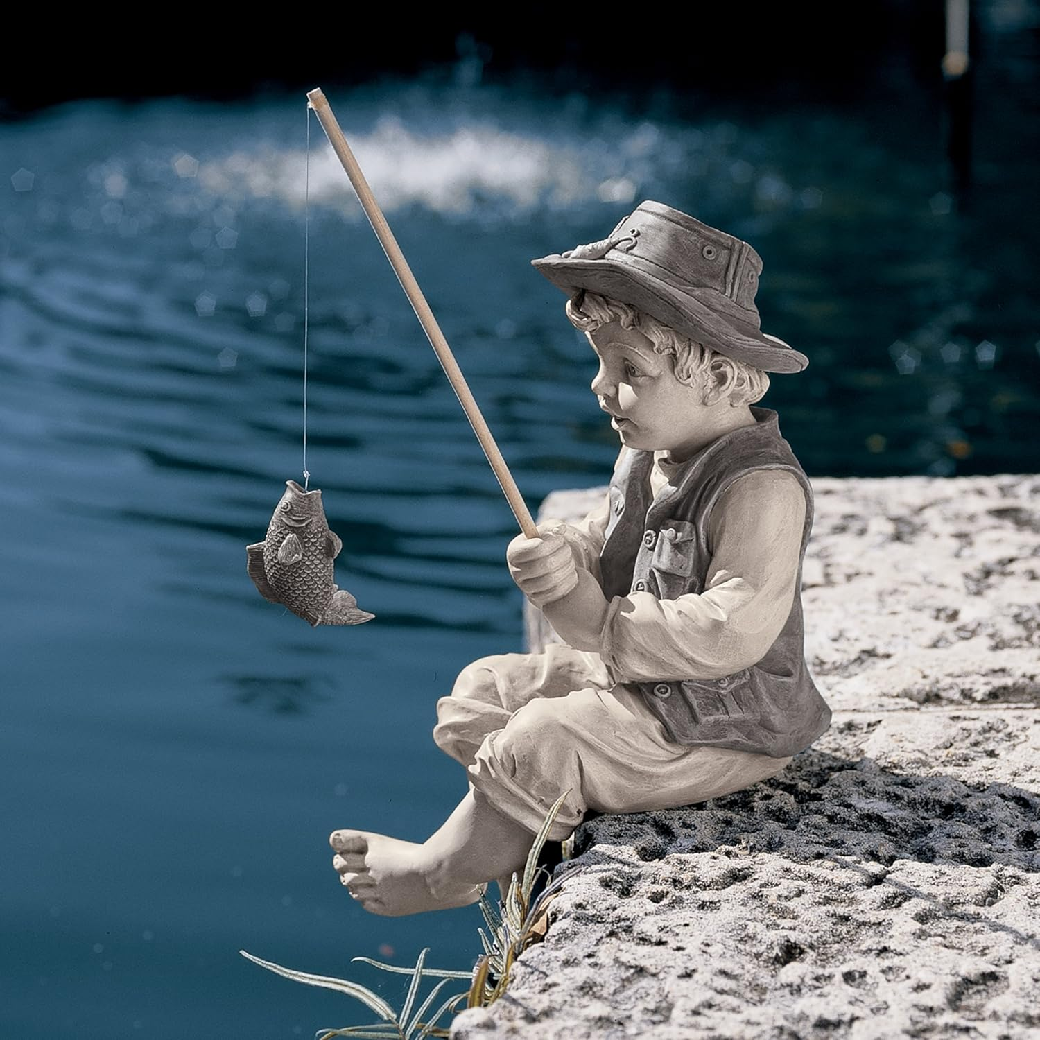 Frederic, the Little Fisherman of Avigno... image number 6