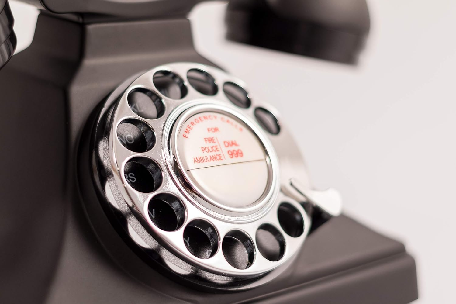 GPO 200 Classic Vintage Phone - Rotary Dial, Cloth Cord, Traditional Bell Ring Tone - Black image number 1