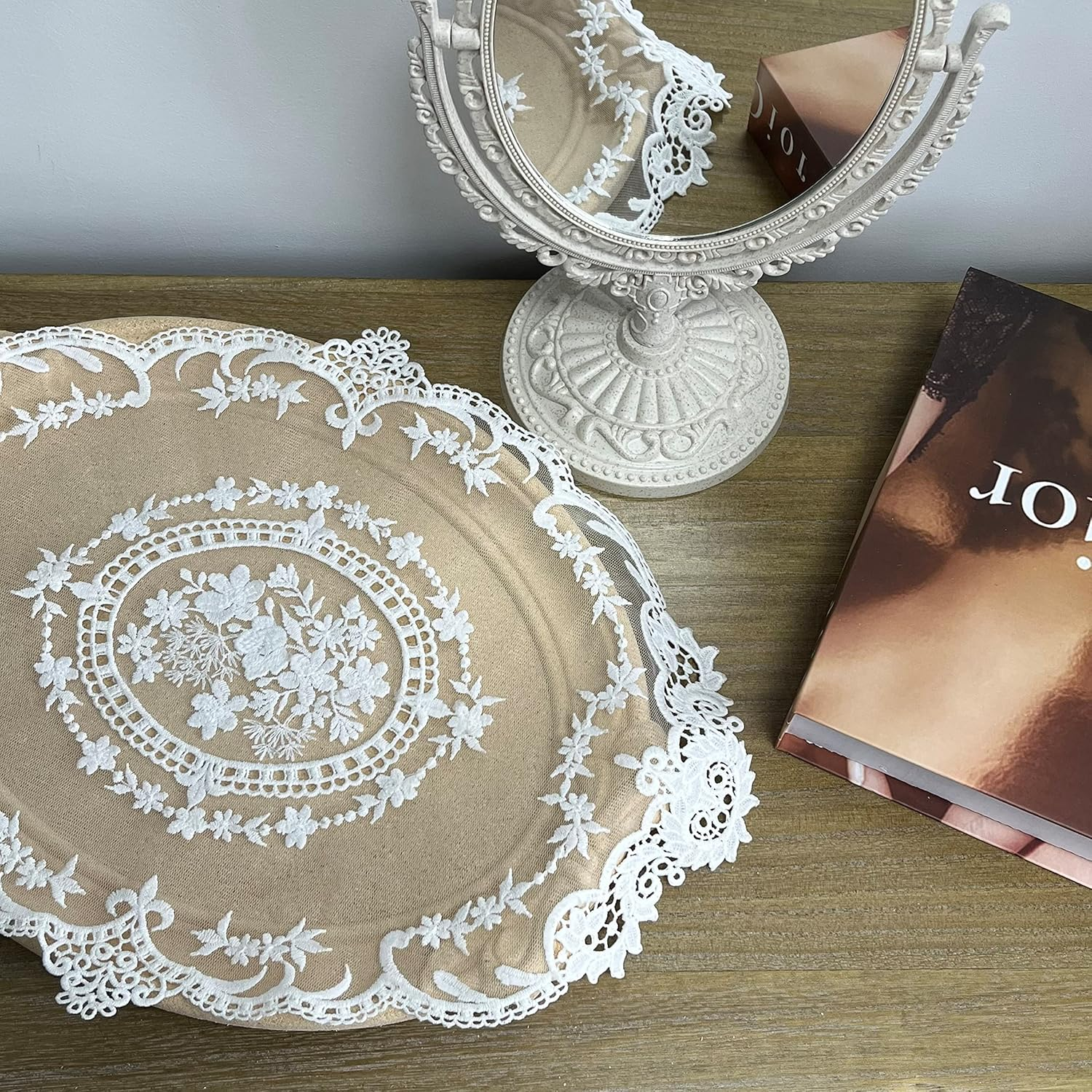 2PACK Retro French Style Lace Placemats Fashionable Embroidered Cup Mat Vase Mat 16.5&rdquo;X11.6&rdquo;,White