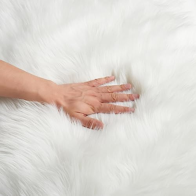 Easyjoy Faux Fur Soft Fluffy Single Sheepskin Style Rug Chair Cover Seat Pad Shaggy Area Rugs for Bedroom Sofa Floor (2 X 3 Ft Sheepskin, White)