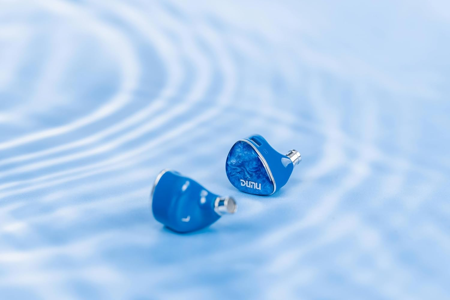 DN 142 image number 3