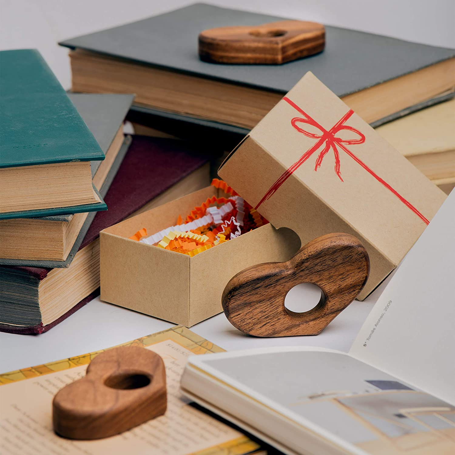 TILISMA Book Page Holder &ndash; Handmade Wooden Heart Reading Accessories (Small) image number 6