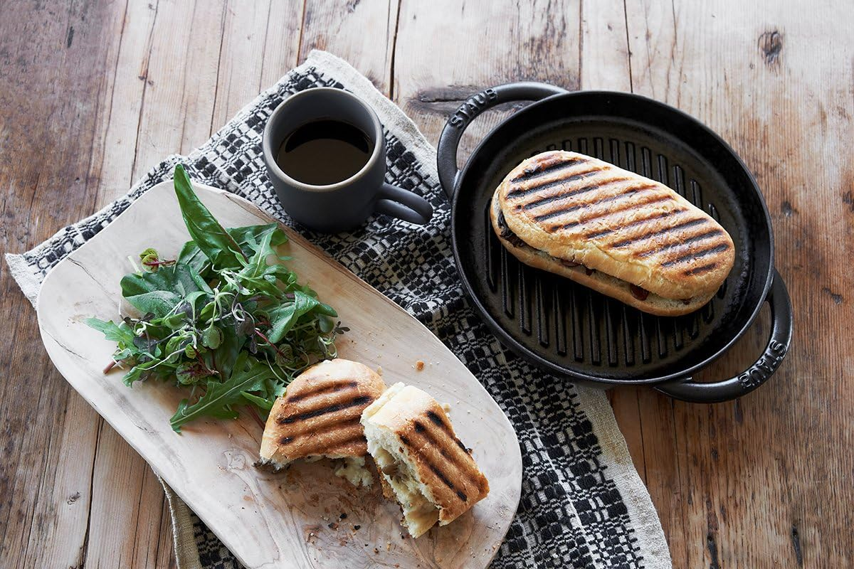 Staub 40510-309 Pure Grill round Cherry, 10.2 Inches (26 Cm), Grill Pan, Both Handed, Enamel, Induction Compatible, Japanese Authentic Product image number 3