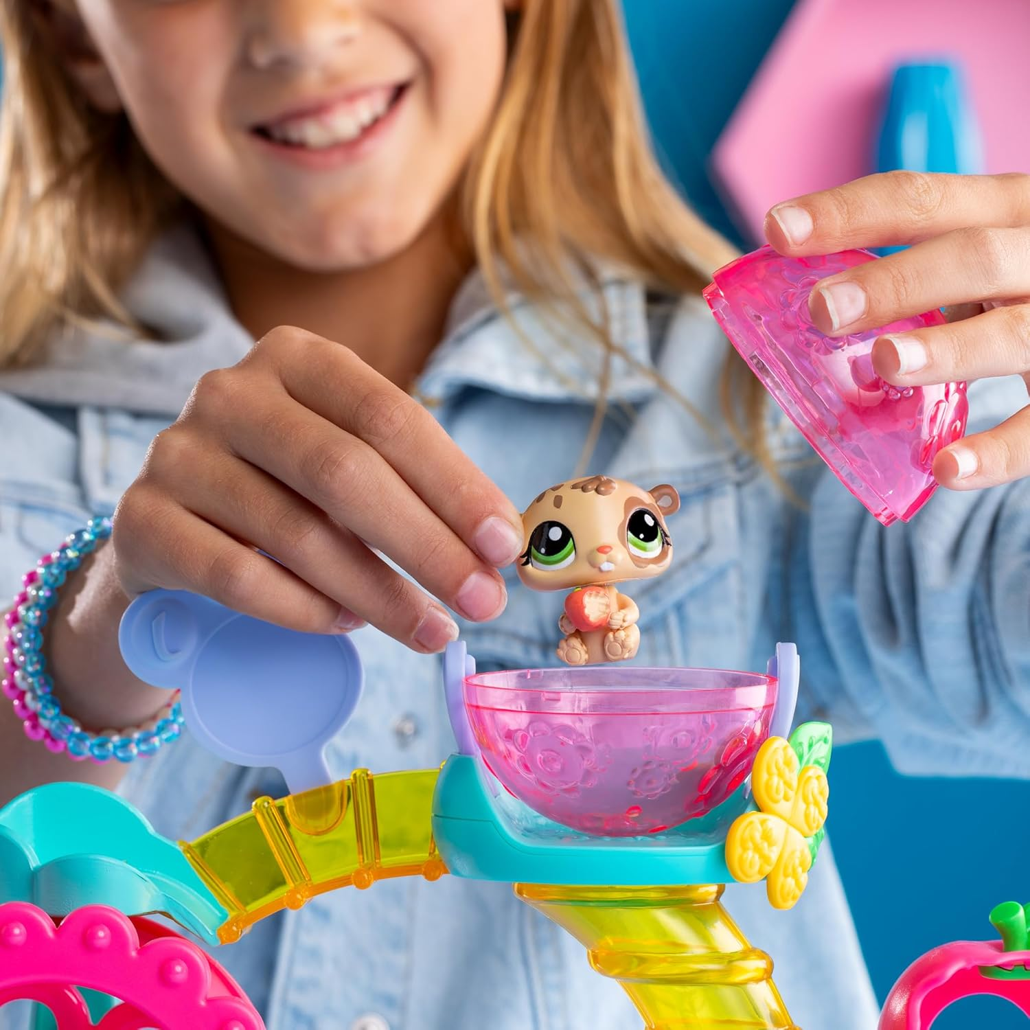 Littlest Pet Shop- Fun Factory Playground Playset image number 1