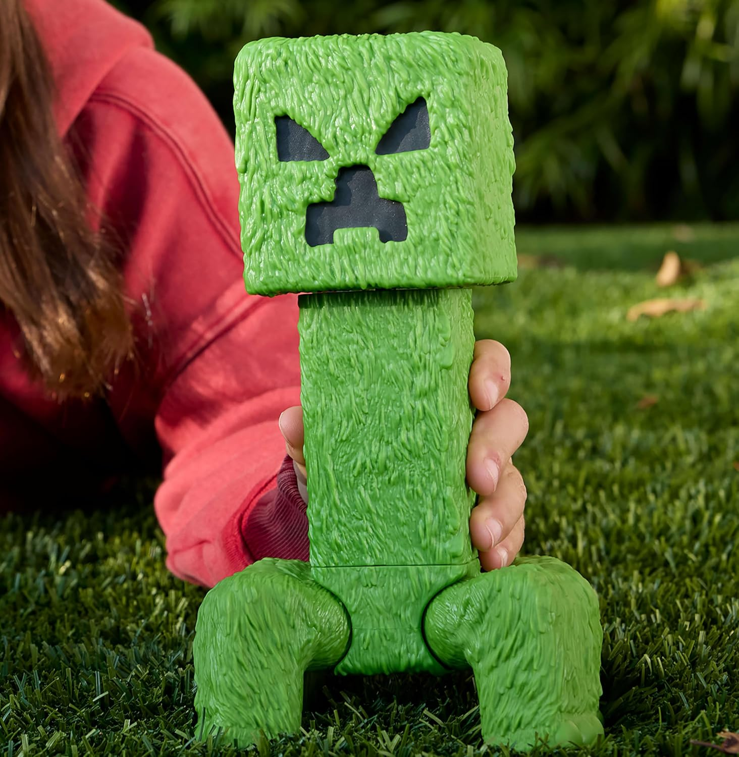 Mattel Minecraft Large-Scale Action Figure, 12-Inch Posable Creeper Toy Collectible Inspired by a Minecraft Movie - Multicolor image number 3
