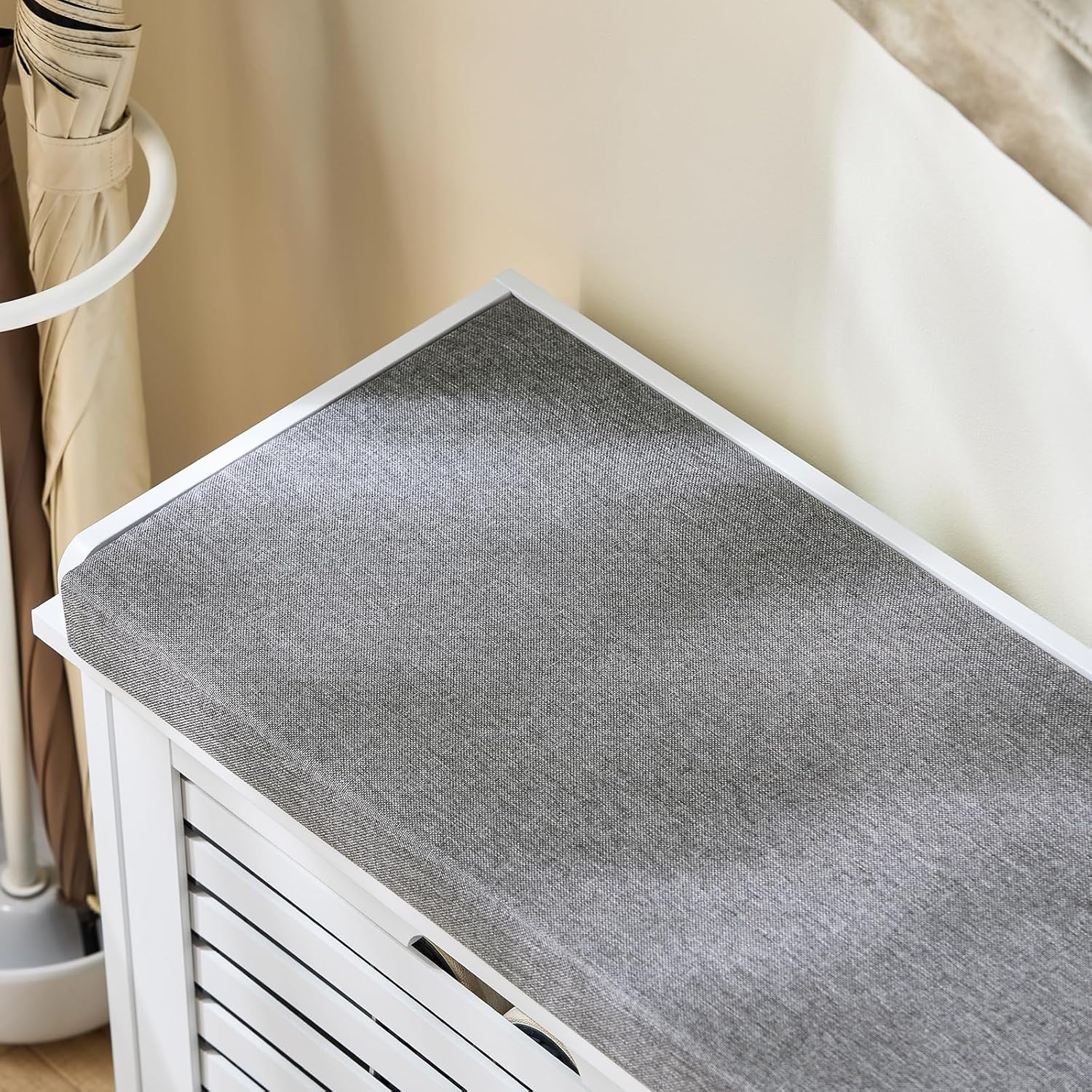 Sobuy Hallway Bench Shoe Storage Cabinet with Drawer & Seat Cushion FSR184-K-W image number 1