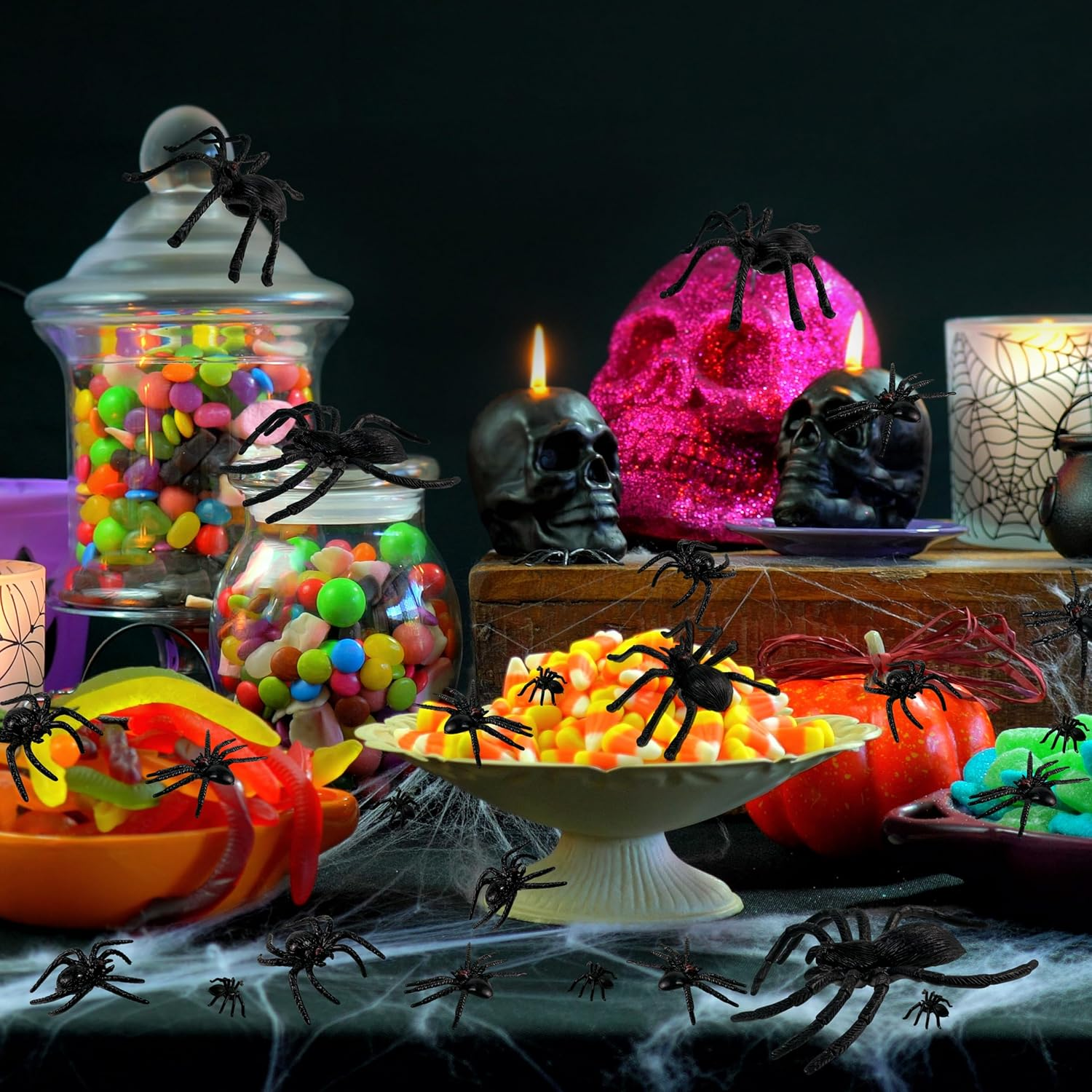 VOVEA 60PCS Realistic Halloween Plastic Spiders Fake Black Scary Spiders Prank Props for Halloween Party Decorations image number 1