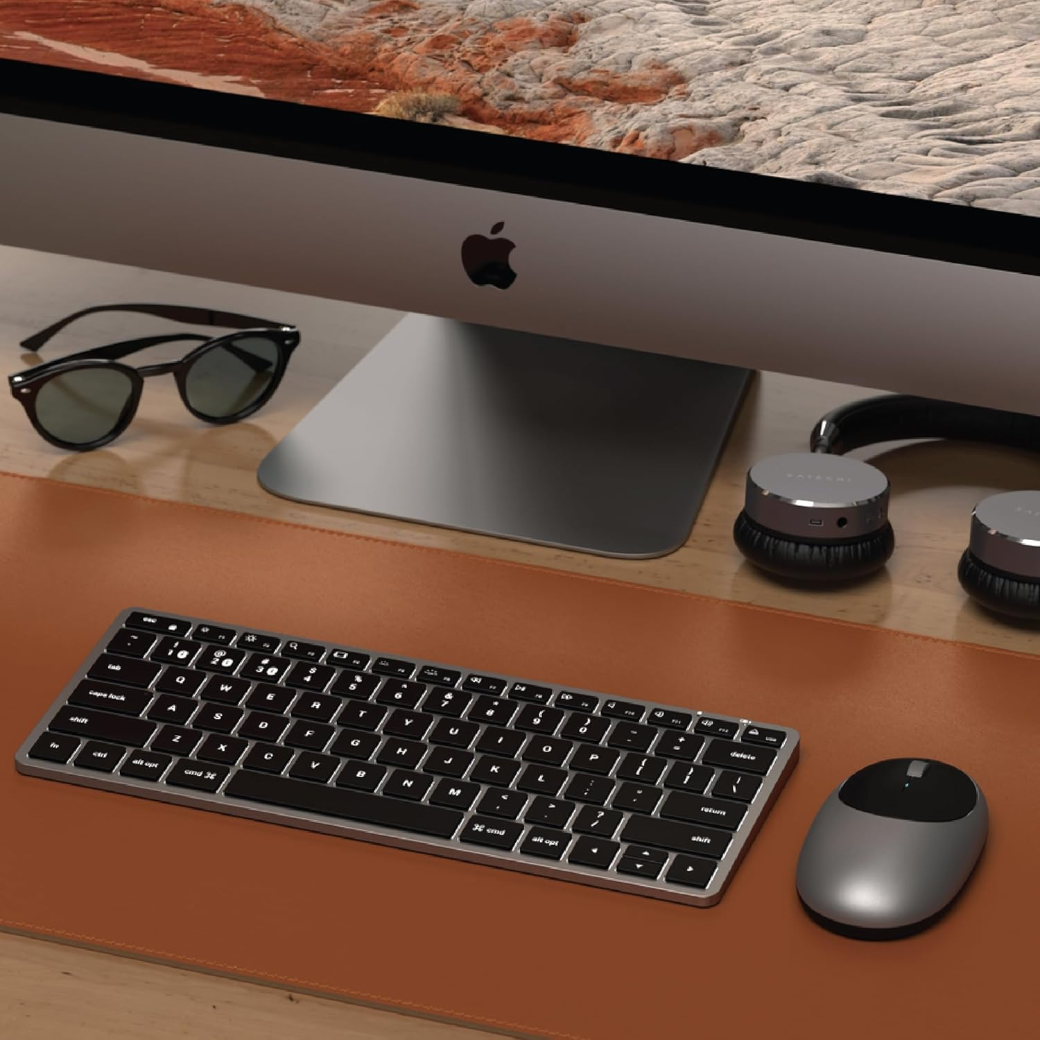 Satechi Slim X1 Bluetooth Backlit Keyboard for Mac, Illuminated Keys & Multi-Device Sync, for Macbook Air/Pro M4, Ipad Air/Pro M4, Ipad Mini, Mac Mini, Imac - Space Grey image number 1