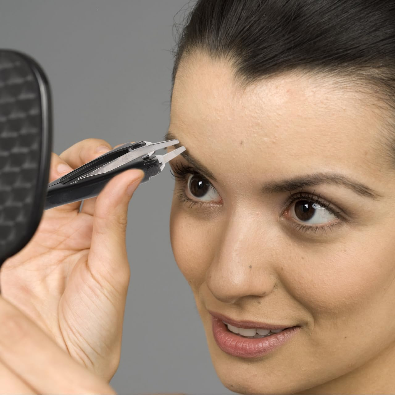 Baluue Automatic Retractable Eyebrow Tweezers Precision Slanted Tip Stainless Steel Hair Removal Tool Compact Travel Makeup Accessory image number 7