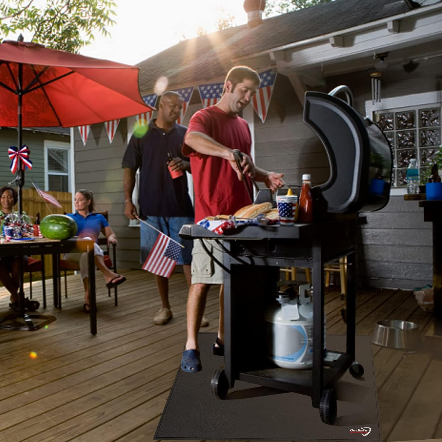 Docsafe 40" Square Fire Pit Mat under Grill Mat,4 Layers Fireproof Indoor Fireplace Pad Heat Insulated Protect for Decks,Patios,Grass,Bbq Smoker,Portable Reusable Oil-Proof and Waterproof, Black