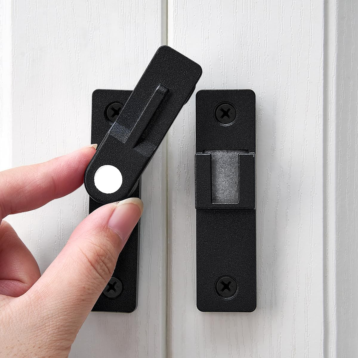 INIRET 180 Degree Flip Latch, Barn Door Latches，White Zinc Alloy Barn Gate Flip Door Latch,Sliding Door Antique Lock Gate Latches Wine Cabinet Closet Door Latches，White Finish