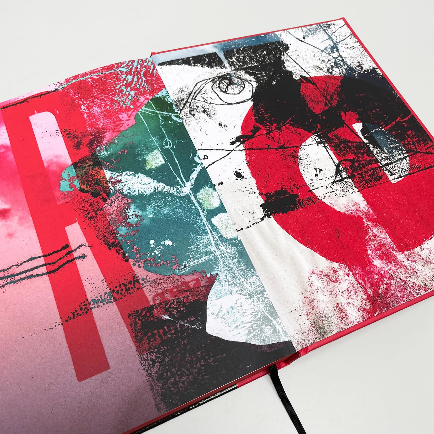 Curepedia: an Immersive and Beautifully Designed A-Z Biography of the Cure image number 1