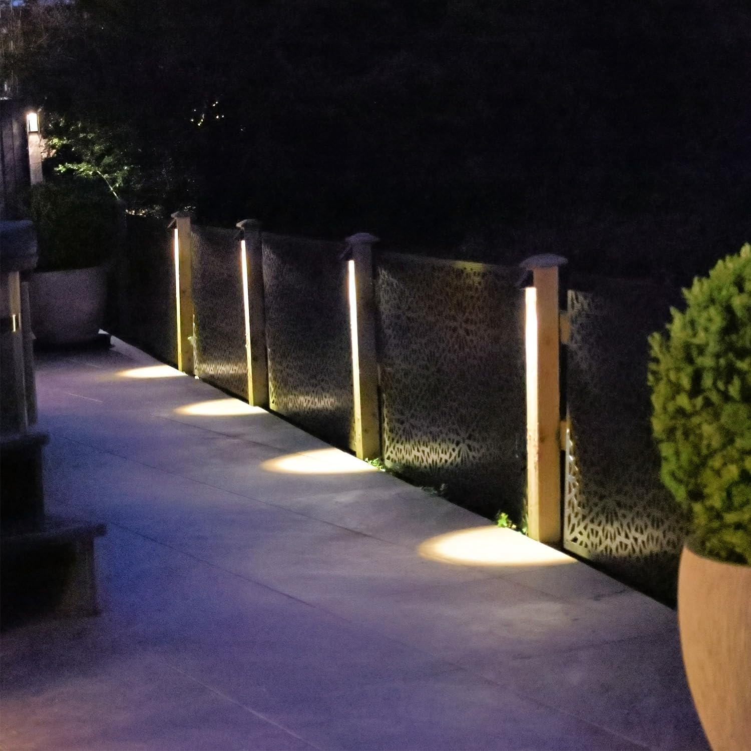 Auraglow Solar Fence, Wall & Post Lights &ndash; IP54 Waterproof Garden & Outdoor Downlights (4 Pack) image number 5