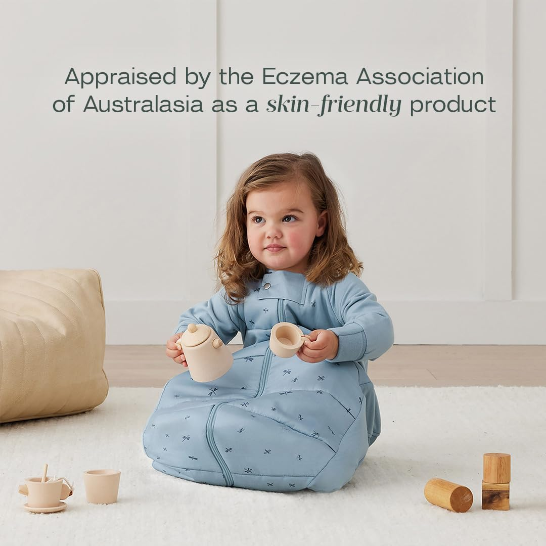 Ergopouch Premium Sleeping Bag 1.0 TOG &ndash; 8&ndash;24 Months &ndash; Dragonflies Print &ndash; a Premium, Silky-Smooth, Wider-Fit Sleeping Bag &ndash; 400 Thread Count Organic Cotton &ndash; for Toddlers and Preschoolers image number 2