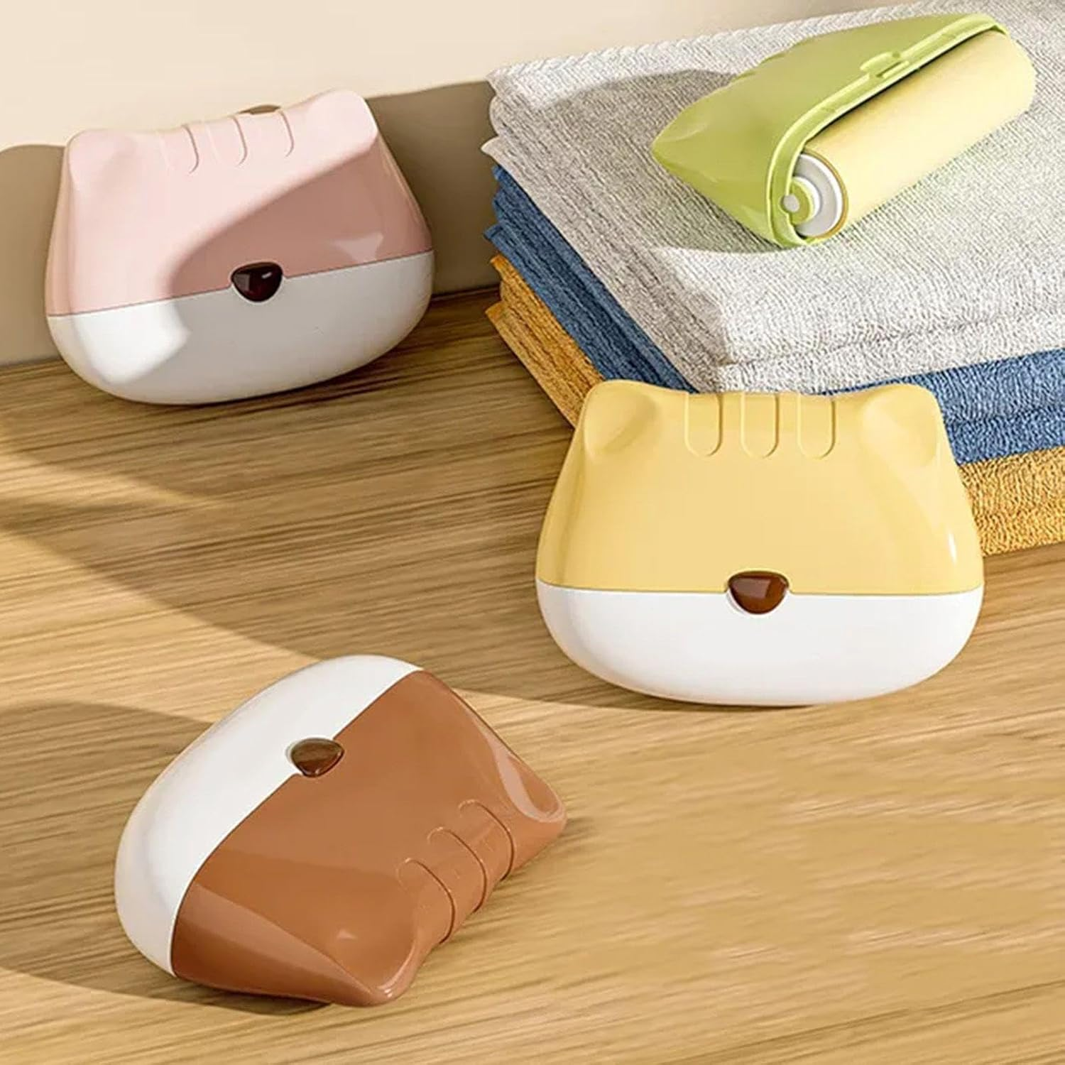 LCIEFKAE Pack of 4 Hair Stickers, Clothing Care Products, Portable Hair Stickers, Suitable for Clothing, Quilts, Sofas, Floors, Etc. image number 2