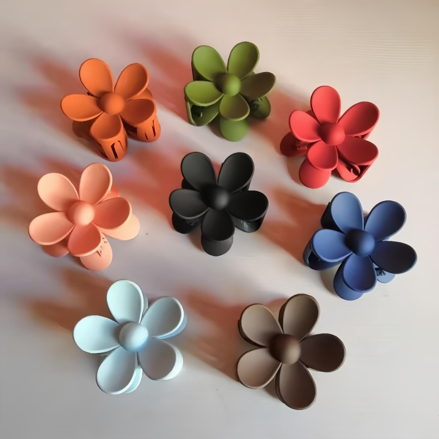 8PCS Flower Hair Clips Large Claw Clips for Women Thick Hair Cute Matte Hawaiian Dasiy Plumeria Hibiscus Hair Clips Strong Hold Non Slip for Women Girls Thin Hair Gifts 8 Colors image number 5