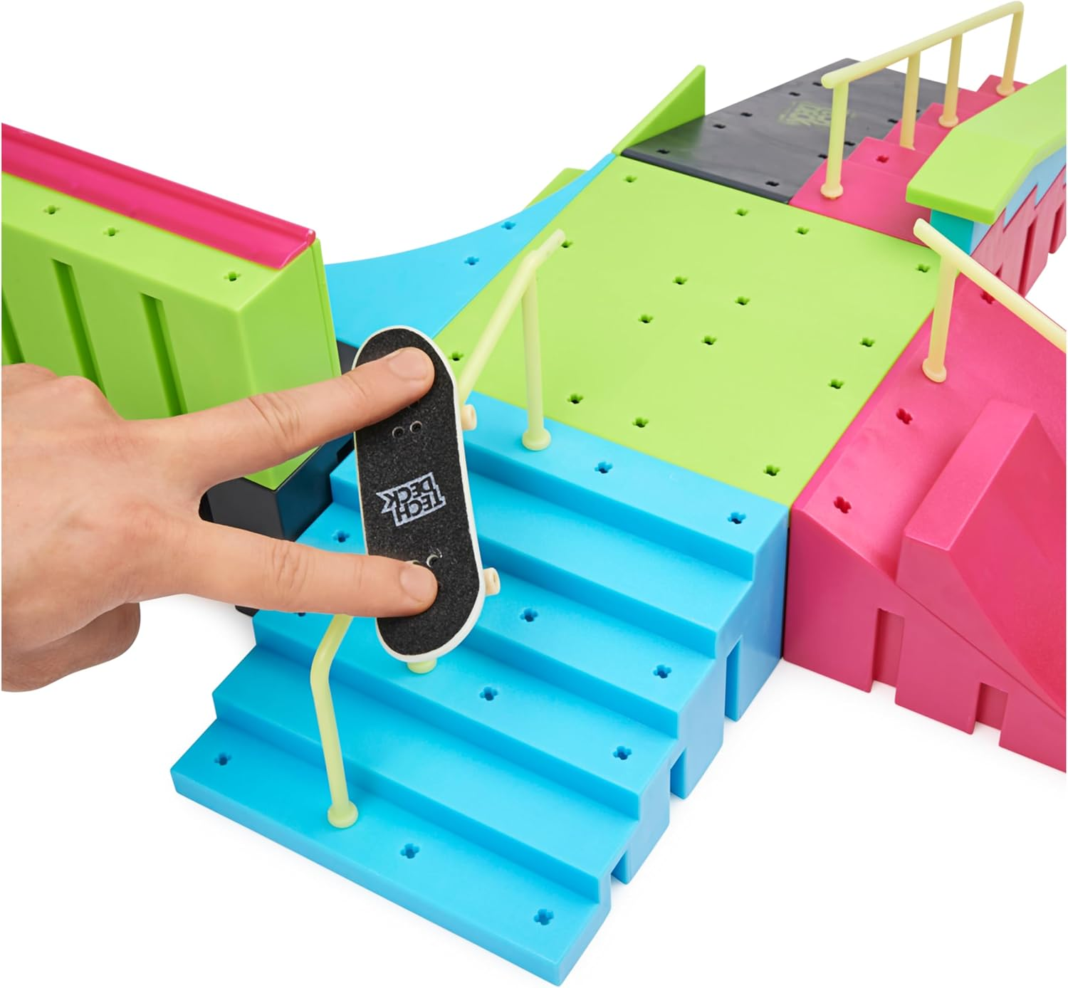 Tech Deck, Neon Mega Park X-Connect Creator, Glow-In-The-Dark Customisable Ramp Set with Two Fingerboards, Kids&rsquo; Toy for Boys and Girls Ages 6 and Up image number 1