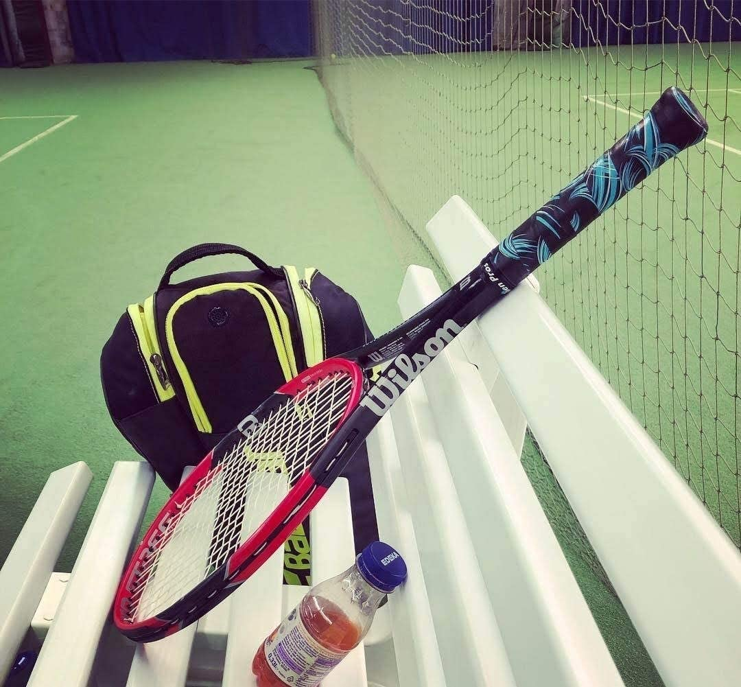 Alien Pros Tennis Racket Grip Tape (6 or 3 Grips) &ndash; Tac Moisture Feel Tennis Grip &ndash; Tennis Overgrip Grip Tape Tennis Racket &ndash; Wrap Your Racquet for High Performance (6 or 3 Grips) image number 1