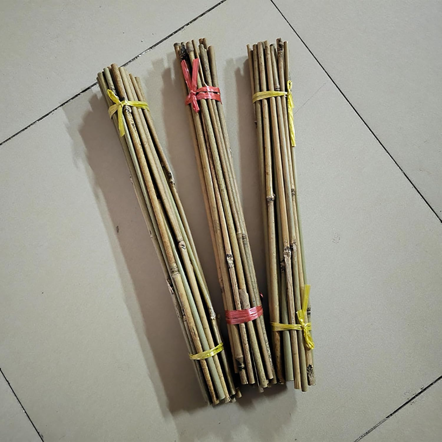 SYGELER Durable Bamboo Stakes for Plant &ndash; 20 Pack of 45CM Sturdy Bamboo Plant Sticks with 20 Twist Ties for Support &ndash; Ideal for Tomatoes, Beans, Flowers, Potted Plants