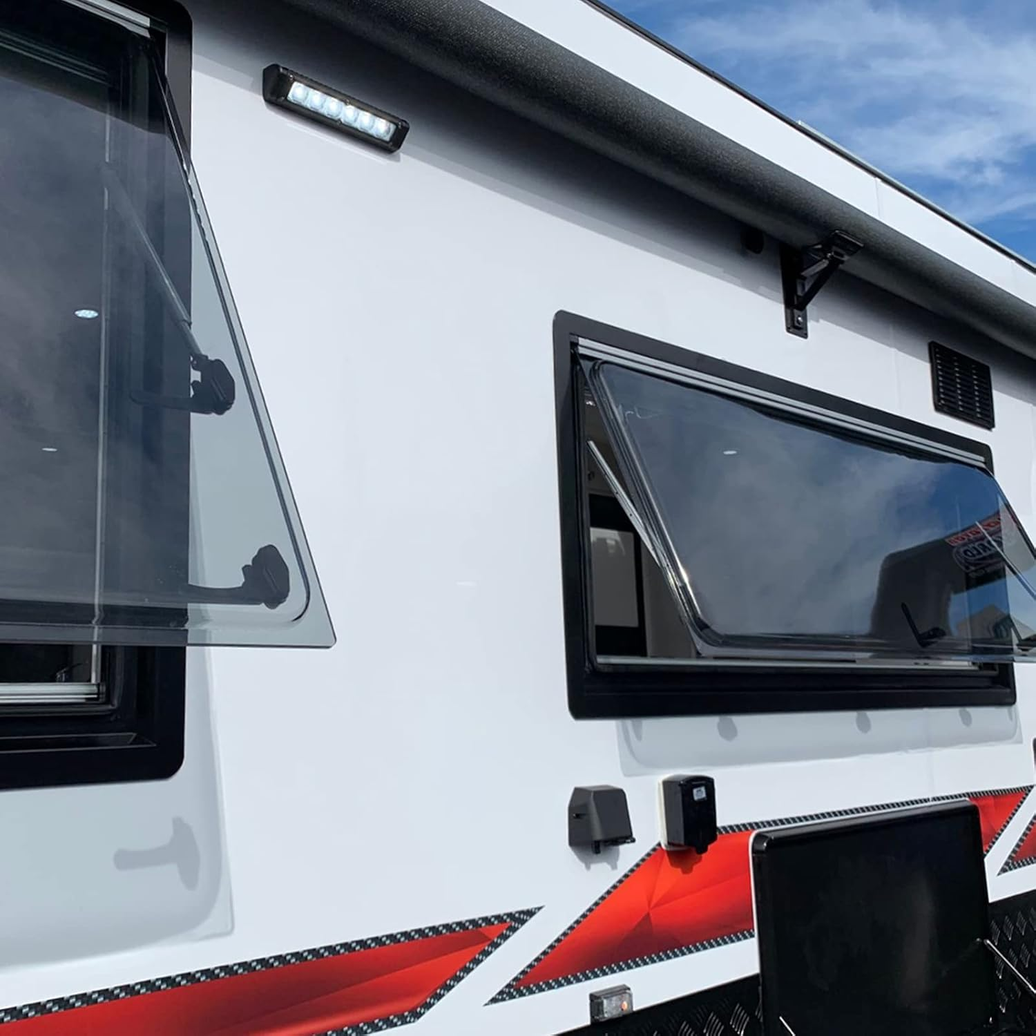 Dream Lighting 12V LED Awning Lights, 720Lm Annex Wall Light Bar for RV, Heavy Duty, 4WD, Truck, Camper Van, Travel Trailer, Boat, Marine, 200Mm Black Shell Waterproof Exterior Lighting - White image number 3