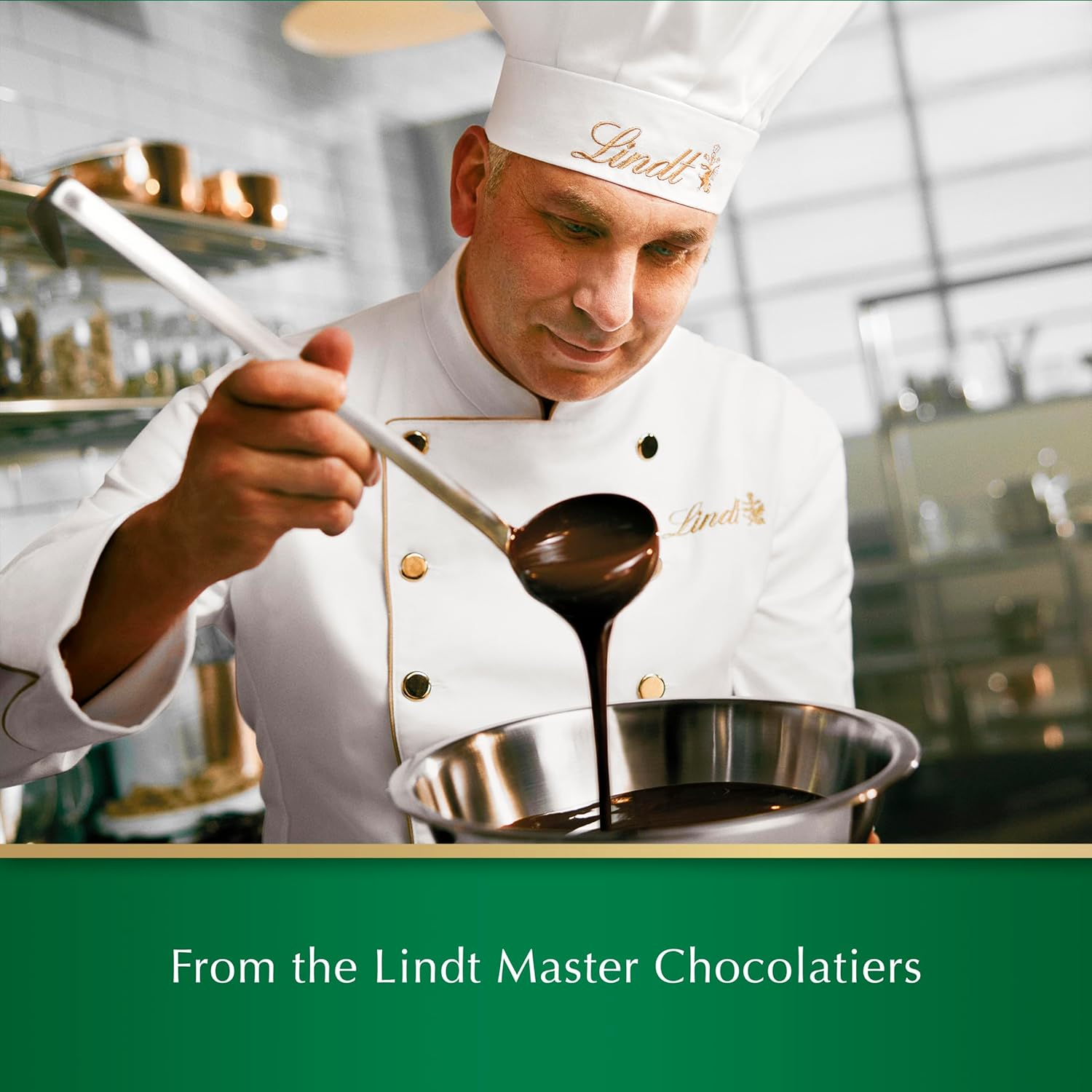 Lindt Creation Hazelnut Wafer Chocolate Block 150 G image number 4