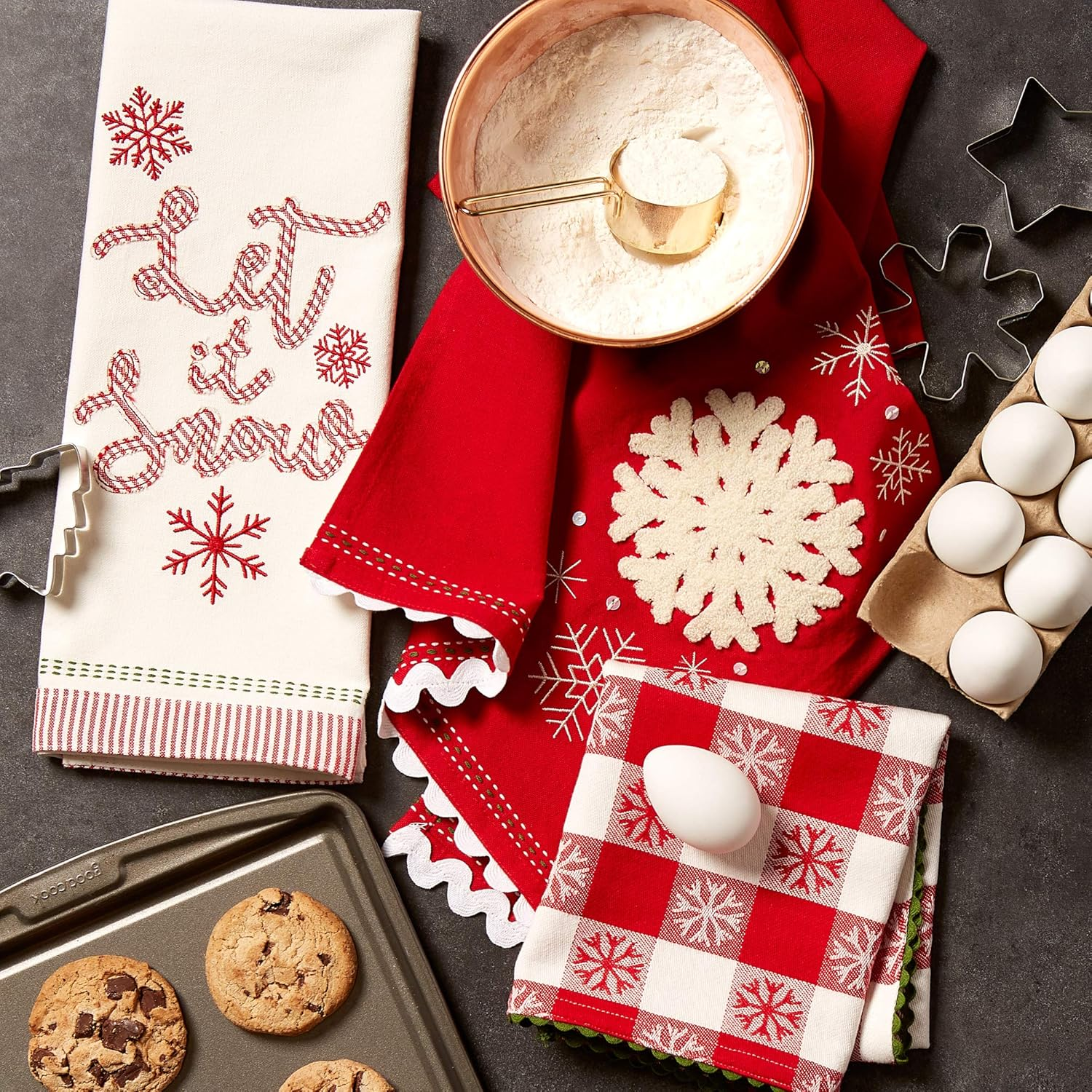 DII Christmas Kitchen Towels Decorative Embellished Cotton Dish Towel Set, 18X28, Let It Snow, 2 Count image number 4