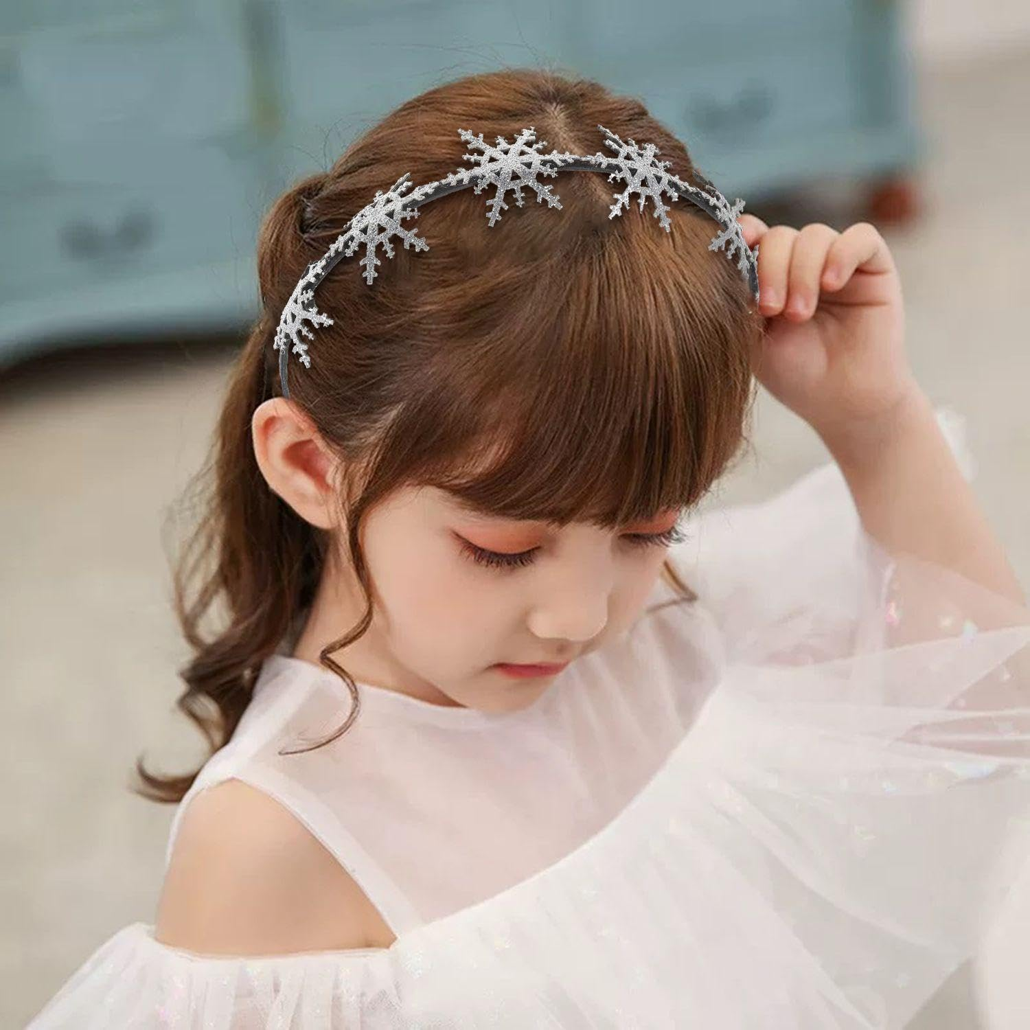 Pack of 2 Snowflake Headbands, Creative Cute, Shiny Hair Accessories for Children, Funny Girls' Headwear, Fixed Hairstyle Decoration. image number 2
