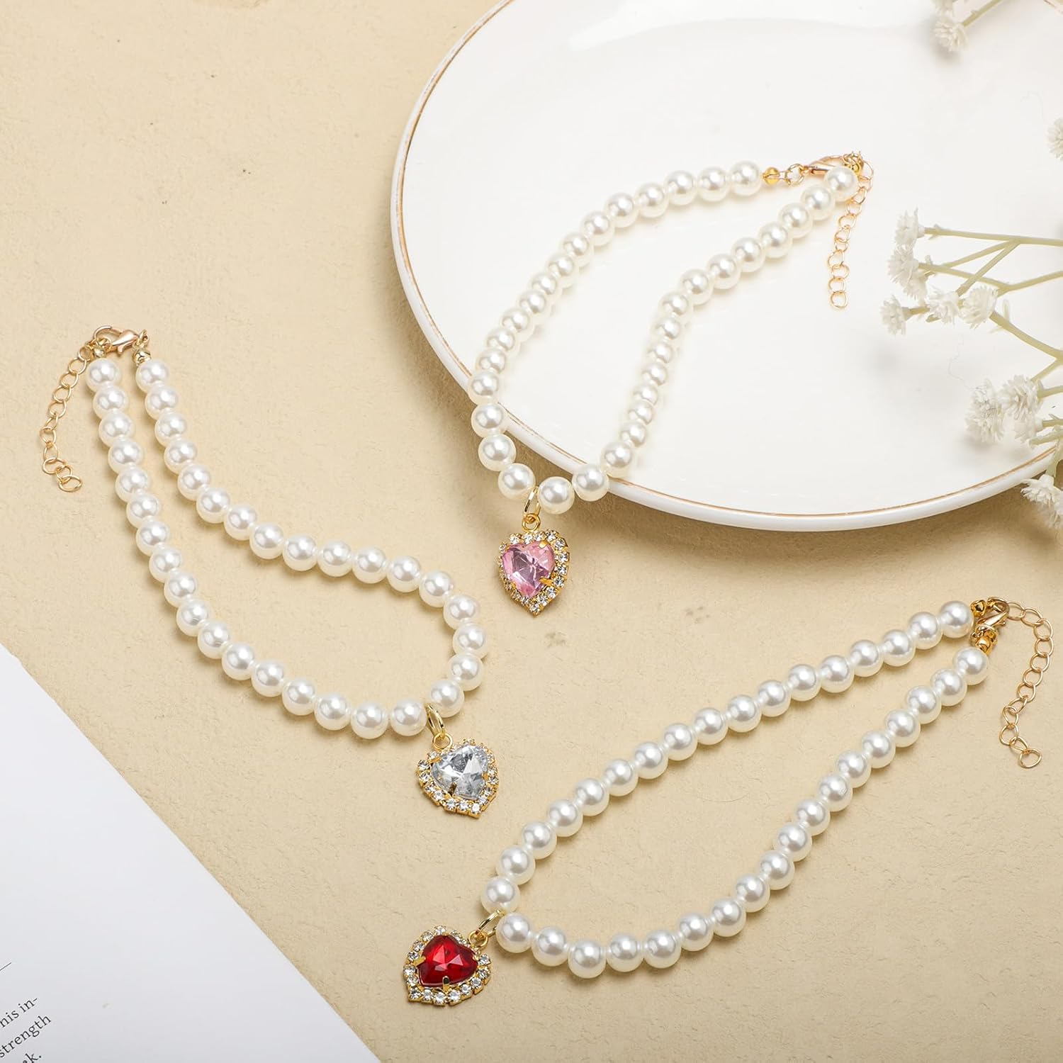 3-Piece Pearl Collar for Dogs and Cats, Adjustable Pearl Collar with Heart-Shaped Rhinestone Pendant, Wedding Jewellery for Small Cat Puppies image number 5