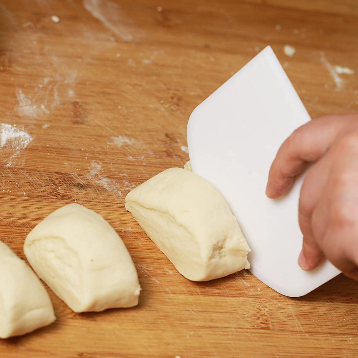 3Pcs Dough Scraper, Pastry Scraper Plastic Bench Cutter, Bowl Scrapers Dough Bread Cutters for Cake Decorating Baking (A) - A image number 3