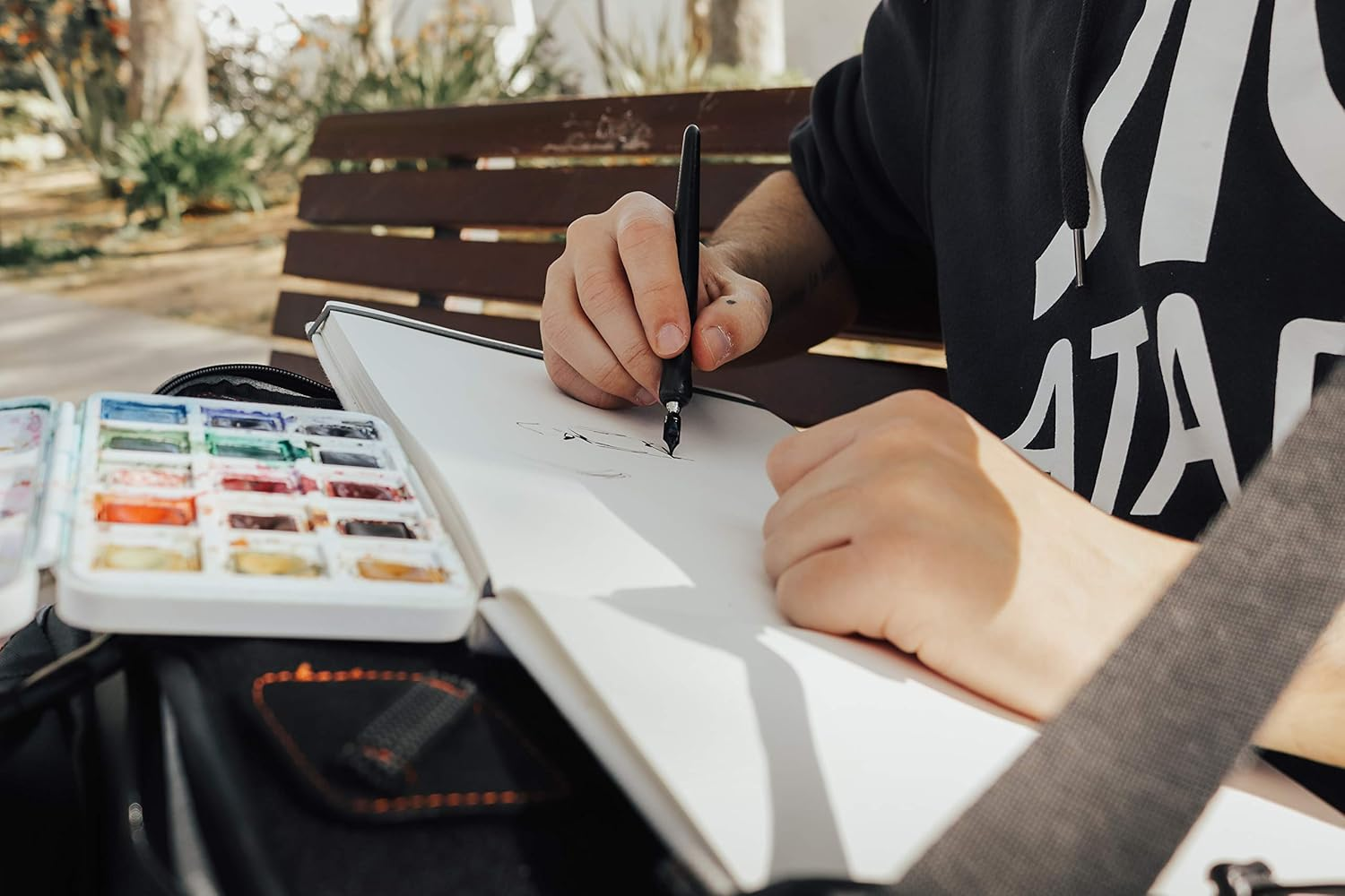 Etchr Mixed Media Sketchbooks for Drawing and Painting I A5 5.8X8.3In Hot Press Smooth 100 Percent Cotton Sketch Watercolor Paper I Vegan Friendly I 54 Pages Landscape Format image number 6