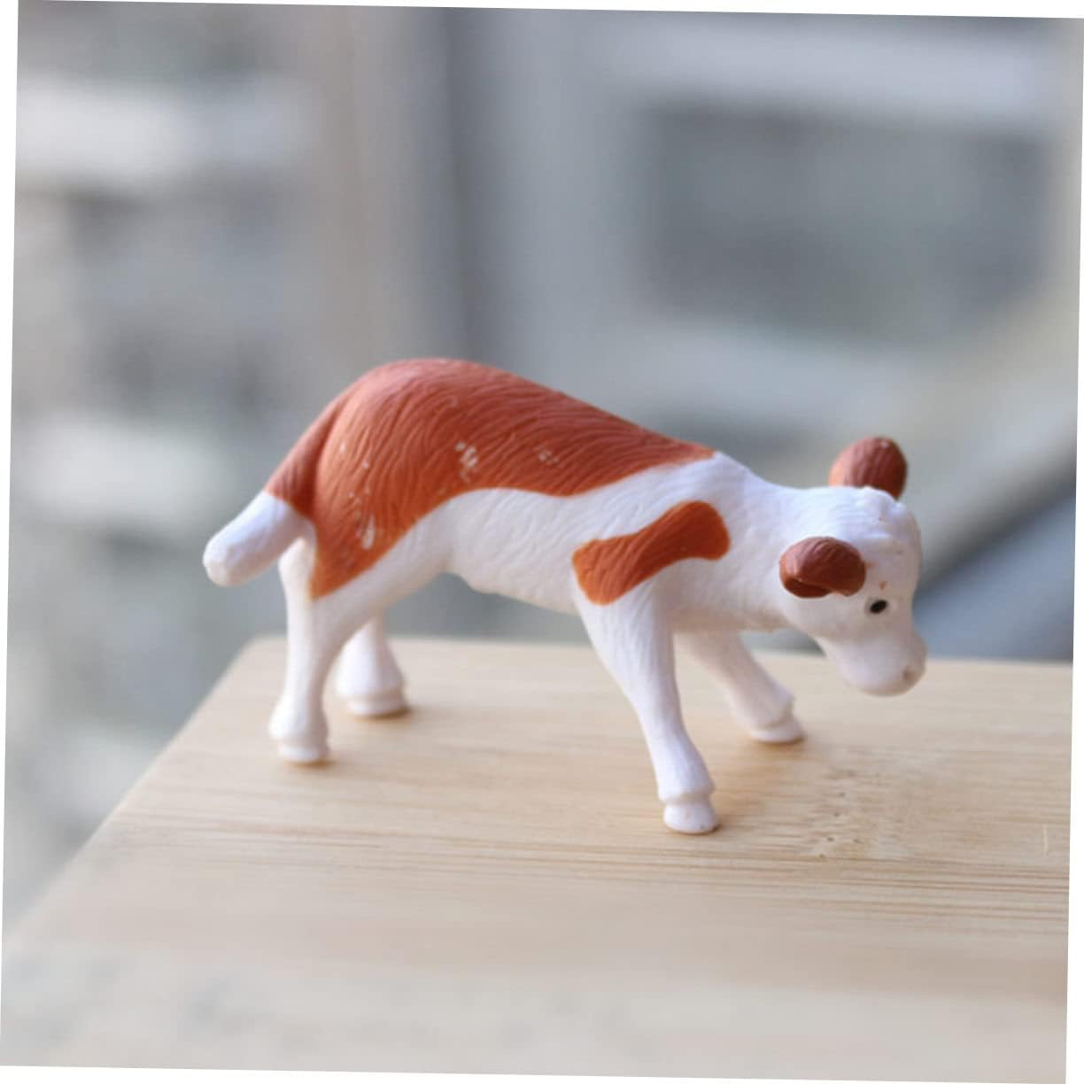 BESPORTBLE 4Pcs Miniature Cow Figurines Lifelike Aquarium Decorations for Fish Tanks and Flowerpots Non-Fading Safe Material Aquatic Vitality and Home Decor image number 2