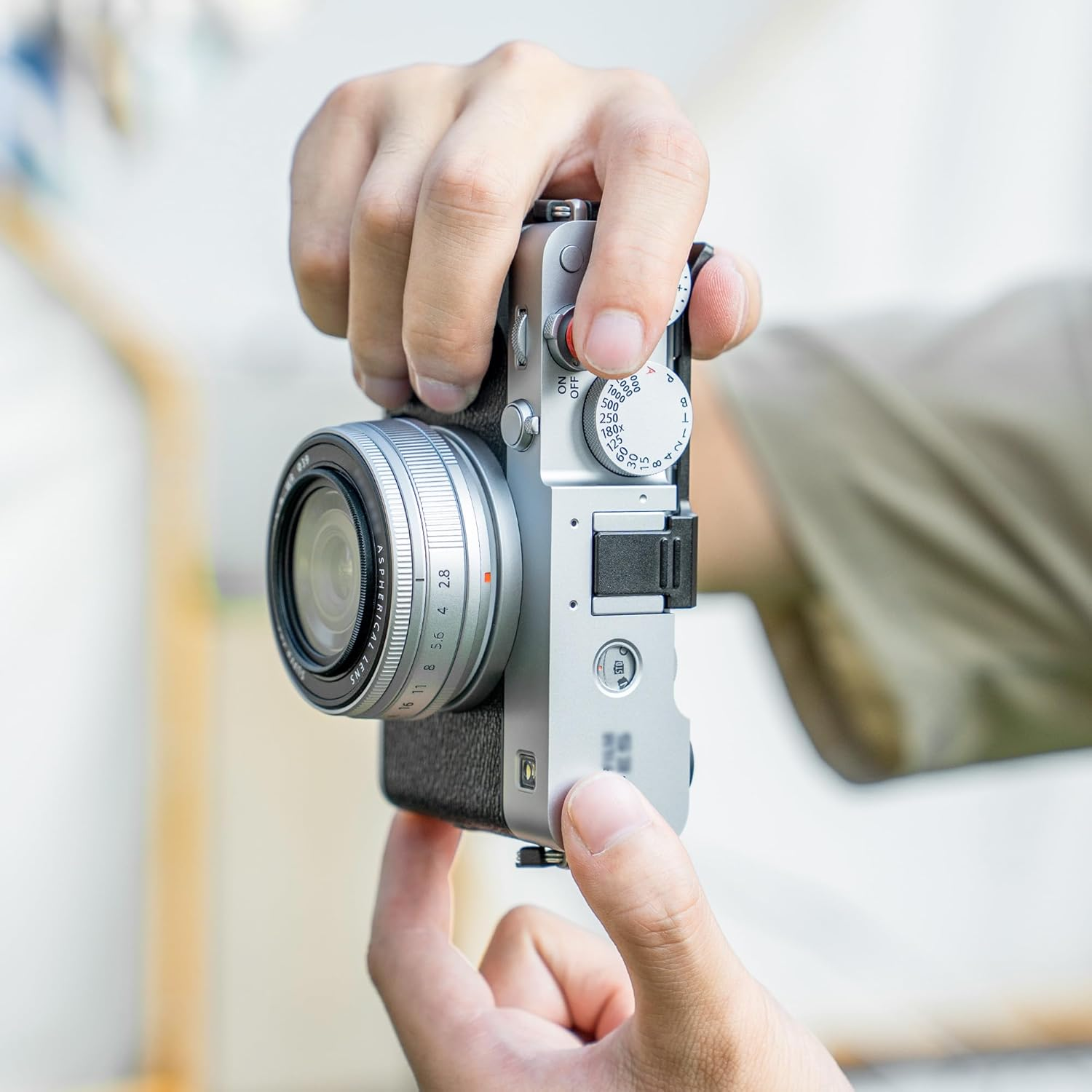 Thumb up Grip with Shutter Button for Fuji Fujifilm X-E5 XE5 Mirrorless Camera, Aluminum Alloy X-E5 Thumb Grip with Hot Shoe Cover Protector Thumb Rest Support Holder Not Affect the Use of Dial-Silver image number 4