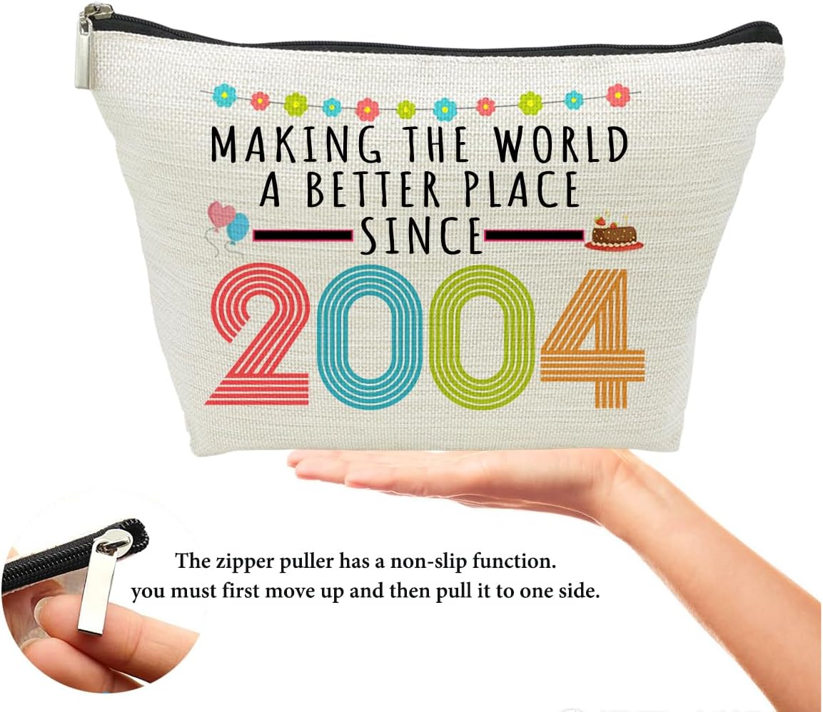 21St Birthday Gifts for Women, Funny 21 Year Old Gift Makeup Bag, 2001 21St Birthday Makeup Bags for Her, Mom, Aunt, Wife, Sister, Coworker, Friend, Making the World a Better Place since 2001, 2001