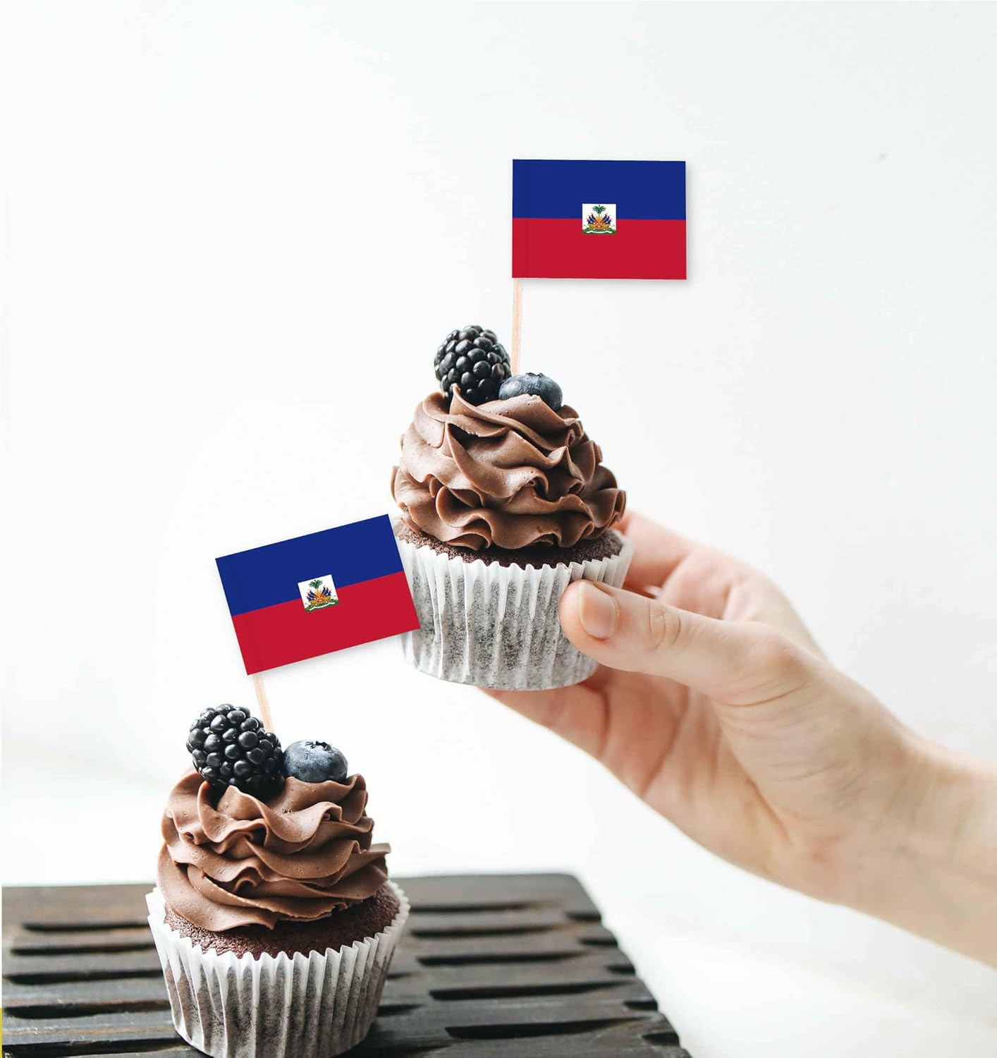 100 PCS Haiti Flag Cake Topper,Haitian Cupcake Stand for Party Decoration Supplies image number 2