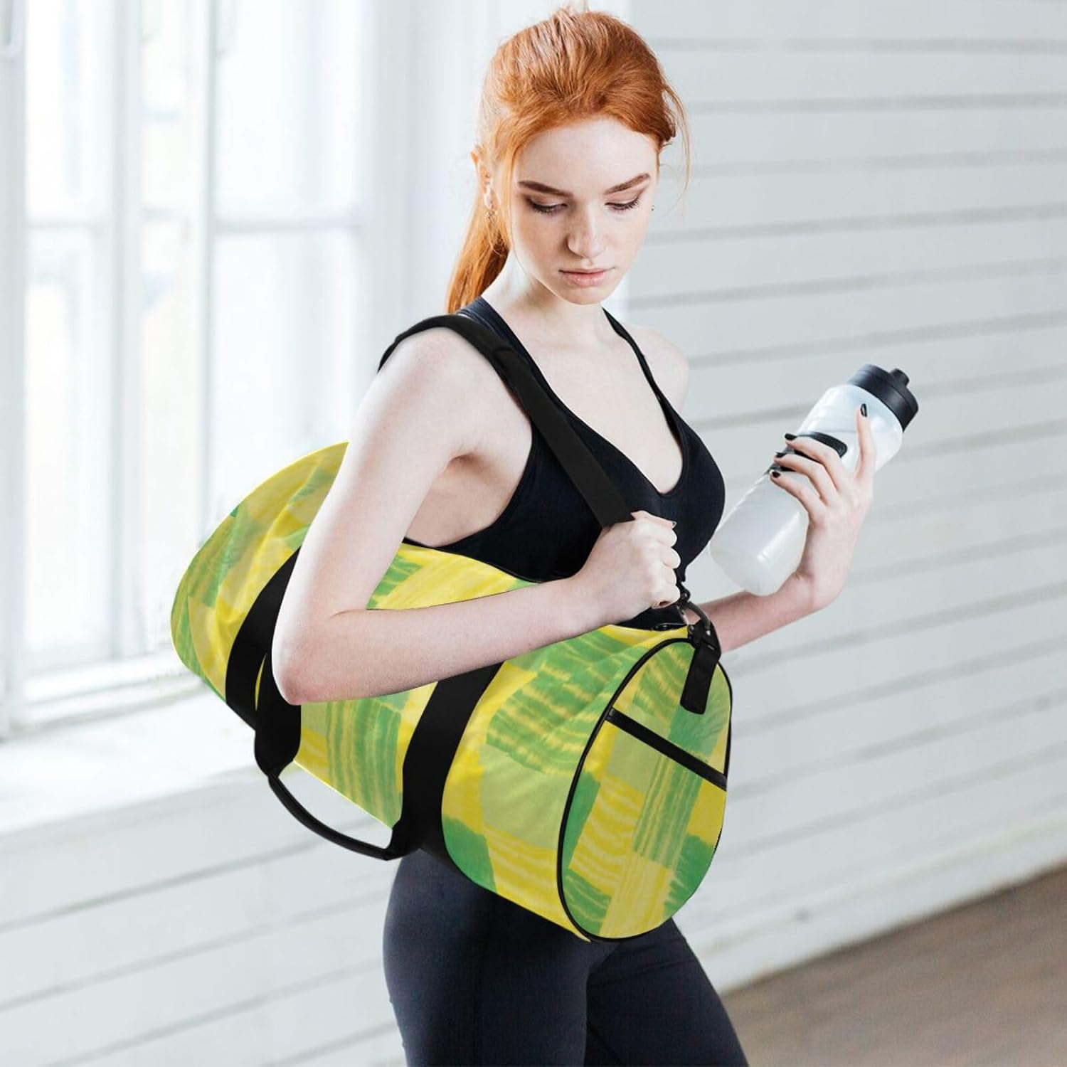 Irregular Tie-Dye in Yellowish-Green Luggage Travel Bag Sports Tote Gym Bag Yoga Large Capacity image number 5