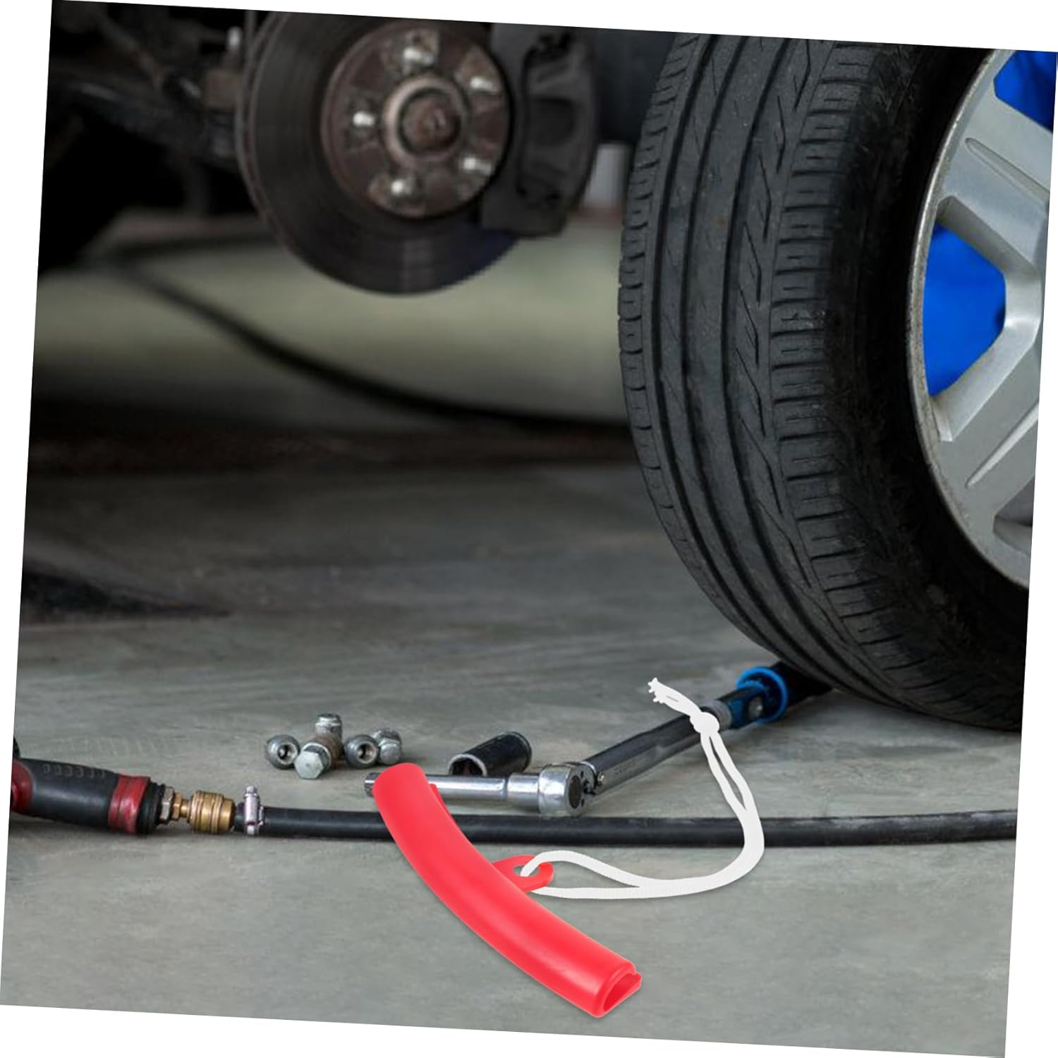 BELLIFFY 4Pcs Replacement Wheel Rim Protector Rings for Car and Motorcycle Tires Steel Rim Edge Saver Covers Red Tire Accessory Suitable for Wheel Repair Random Color image number 3