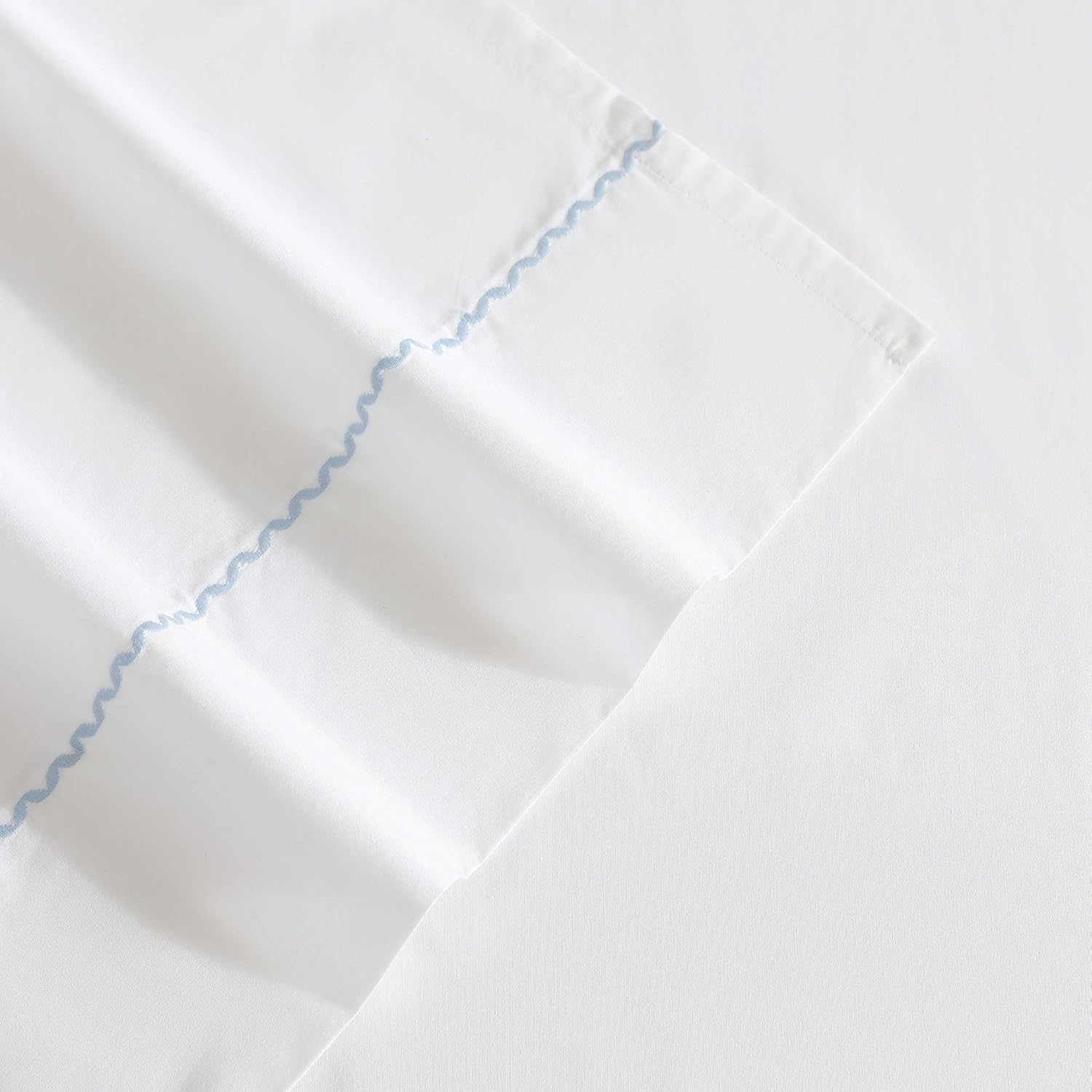 Laura Ashley - Sheet Set, Breathable Cotton Percale Bedding with Matching Pillowcases, Soft Home Decor (Scallop Blue, Full) image number 5