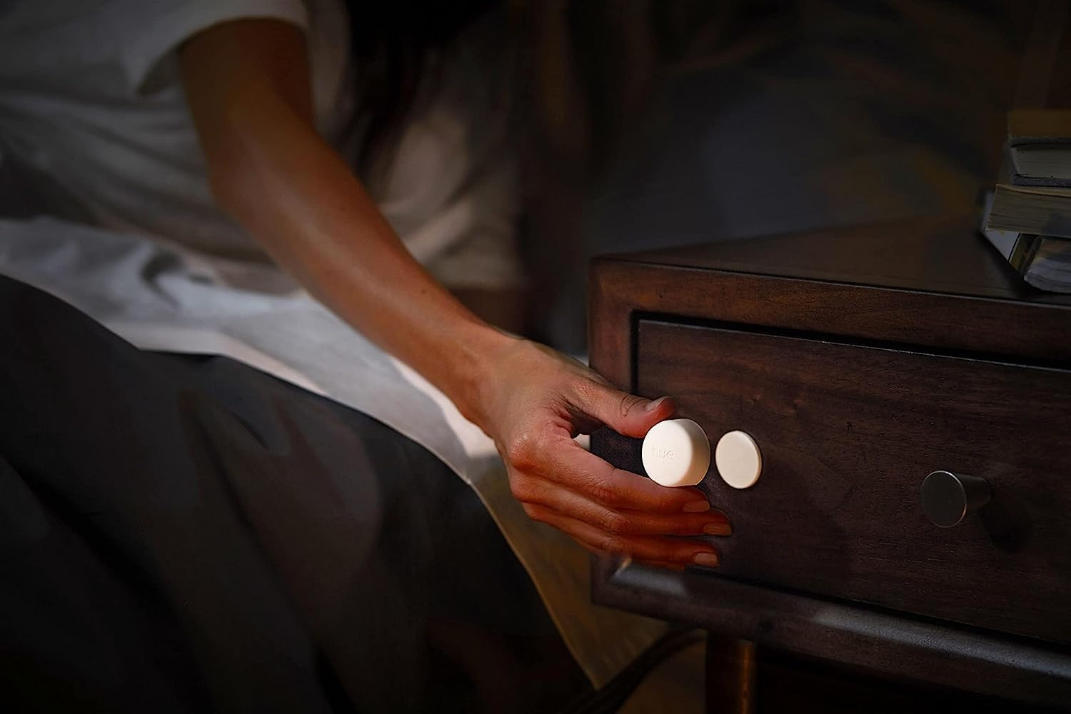 Philips Hue Smart Button Smart Lighting Accessory. Wireless Control of Home Lights, Livingroom, Bedroom. image number 1