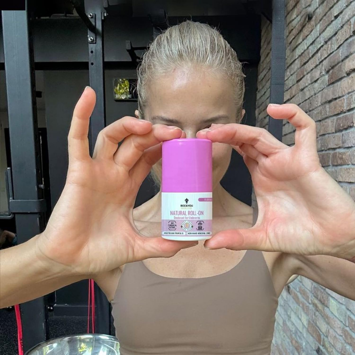 Bee&You Apicare Natural Roll-On - Light and Fresh Cooling 100% Natural with Anatolian Propolis, Shea Butter and Mineral Zinc - Prevent Bad Odor (For Women) image number 1